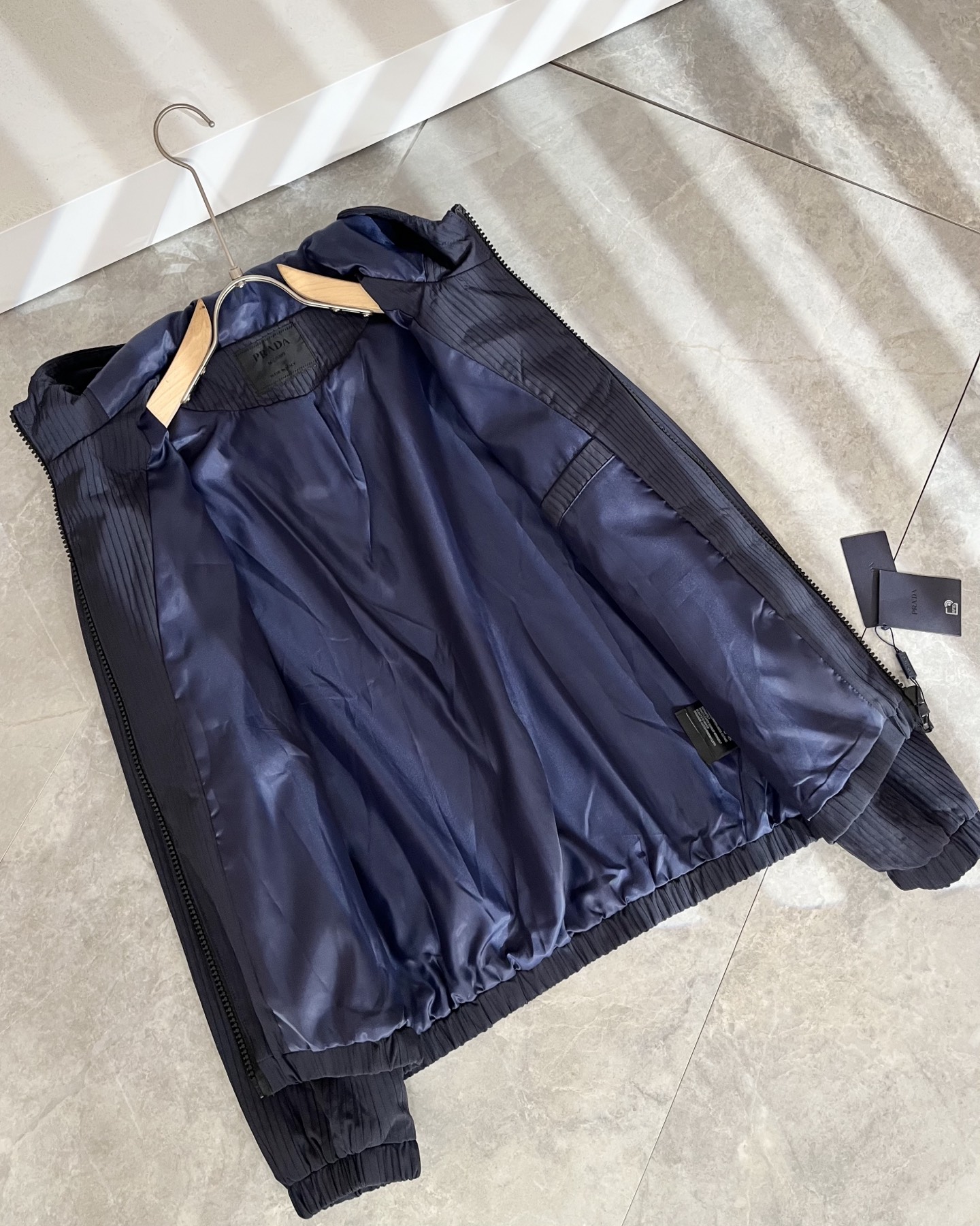 PRAD*A普*达2025秋冬休闲夹克外套，最新时尚休闲拉链夹克，时尚夹克外套!贸易公司渠道稀出，同步官