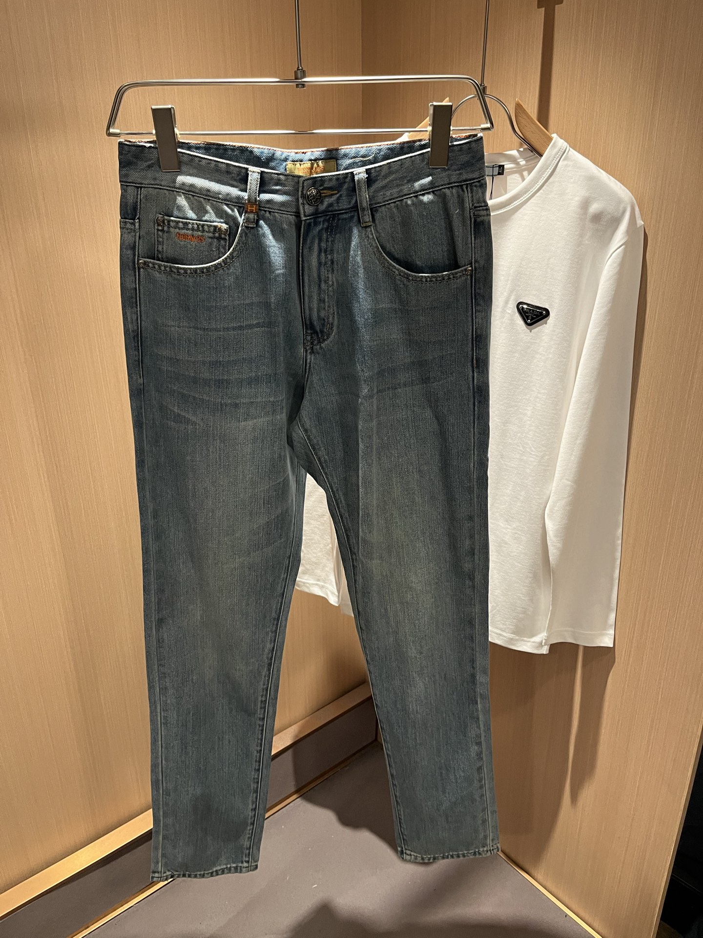 HERM*S 爱*仕 2025秋冬男士高端丹宁水洗小直筒牛仔裤 海外贸易公司渠道订单 ！男士修身直筒牛仔