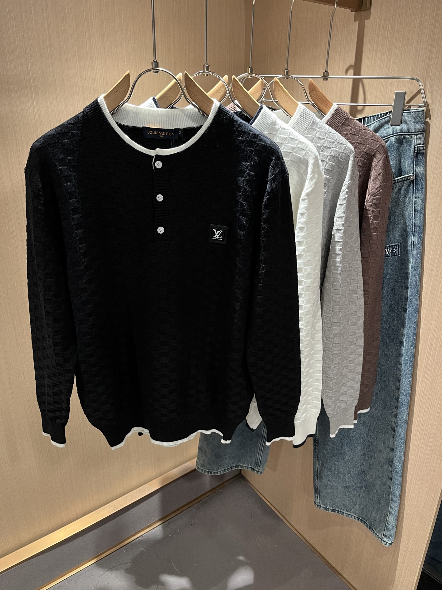 Louis Vuit*on 2025秋冬路易家族轻奢针织羊毛衫！路易家族的新高端，细节品质永远的那么完美