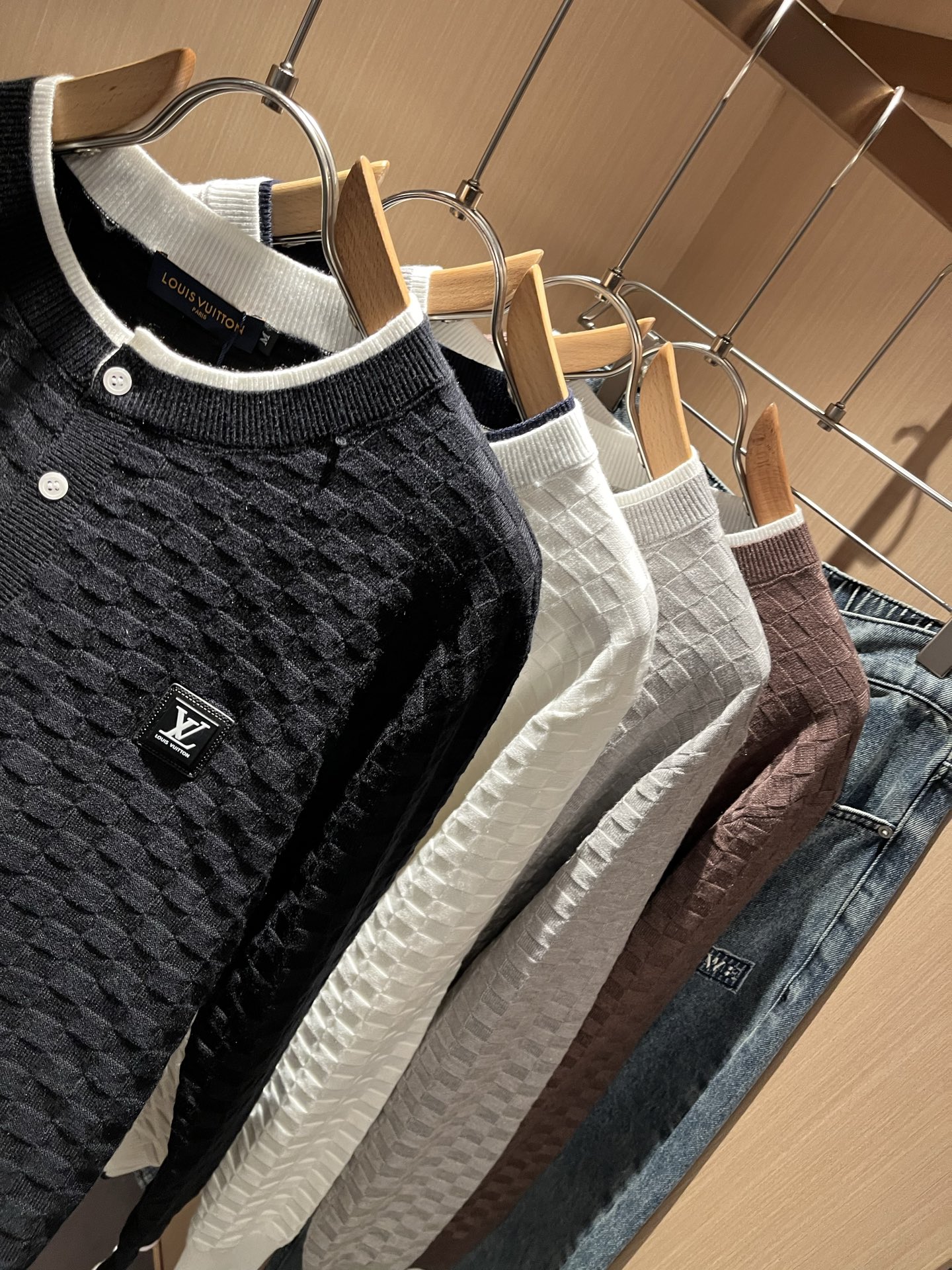 Louis Vuit*on 2025秋冬路易家族轻奢针织羊毛衫！路易家族的新高端，细节品质永远的那么完美