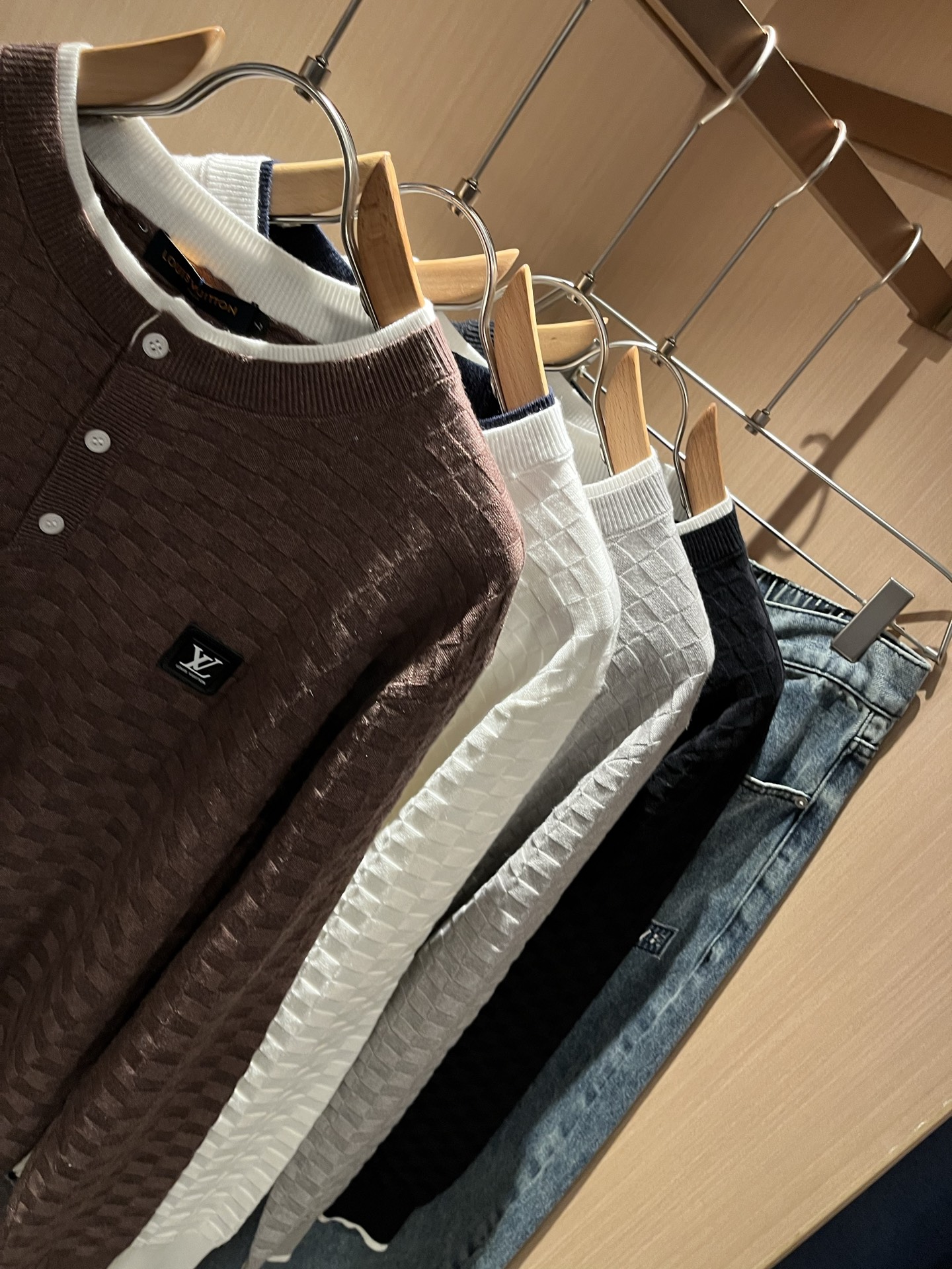 Louis Vuit*on 2025秋冬路易家族轻奢针织羊毛衫！路易家族的新高端，细节品质永远的那么完美