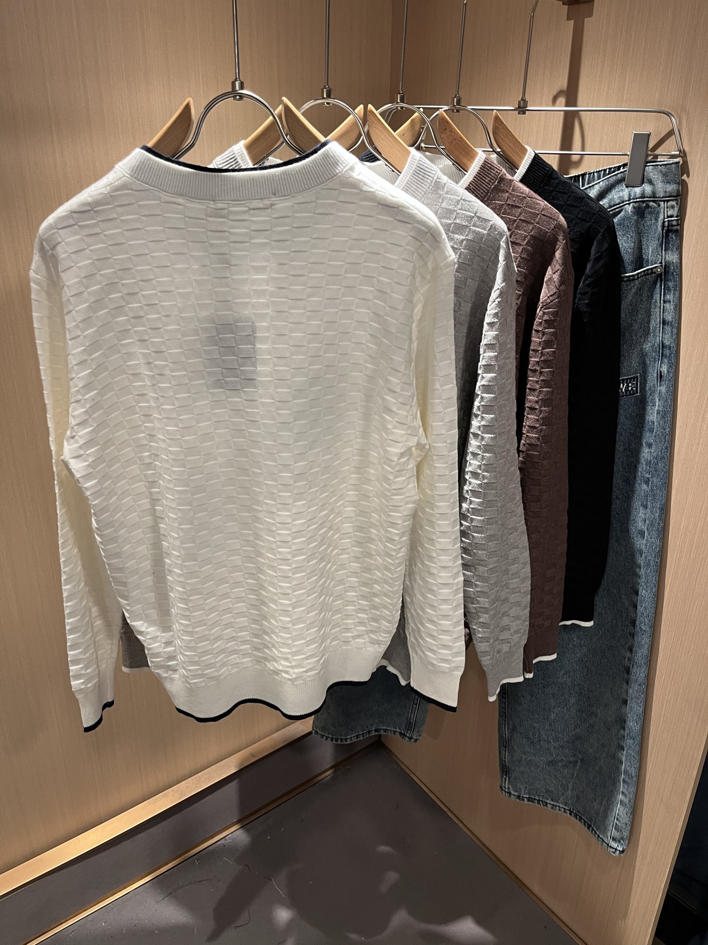 Louis Vuit*on 2025秋冬路易家族轻奢针织羊毛衫！路易家族的新高端，细节品质永远的那么完美