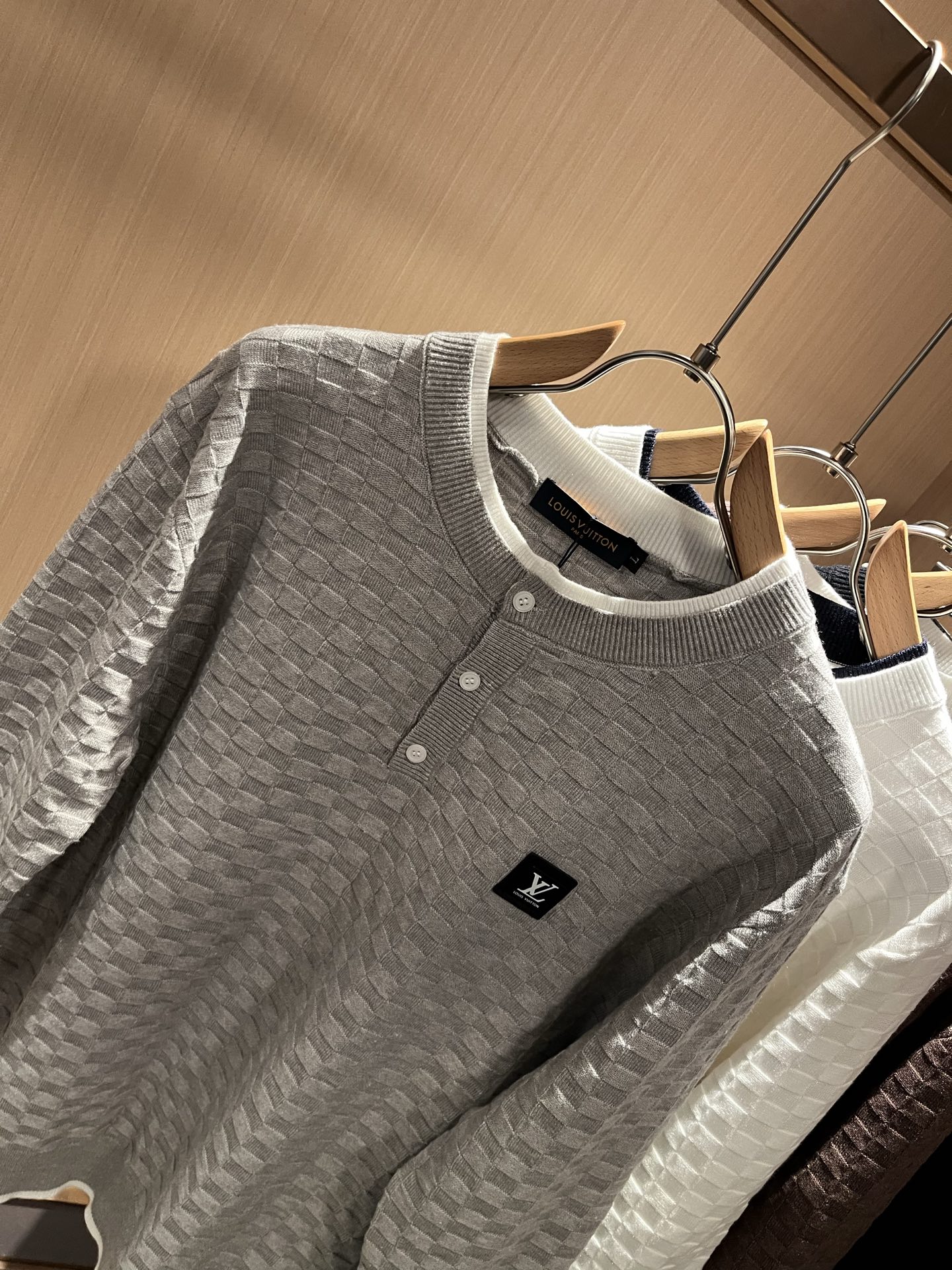 Louis Vuit*on 2025秋冬路易家族轻奢针织羊毛衫！路易家族的新高端，细节品质永远的那么完美