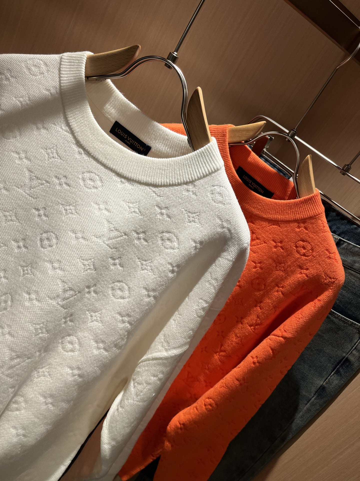 Louis Vuit*on 2025秋冬路易家族轻奢Monogram钩织针织羊毛衫！男女同款👫装饰！ 路