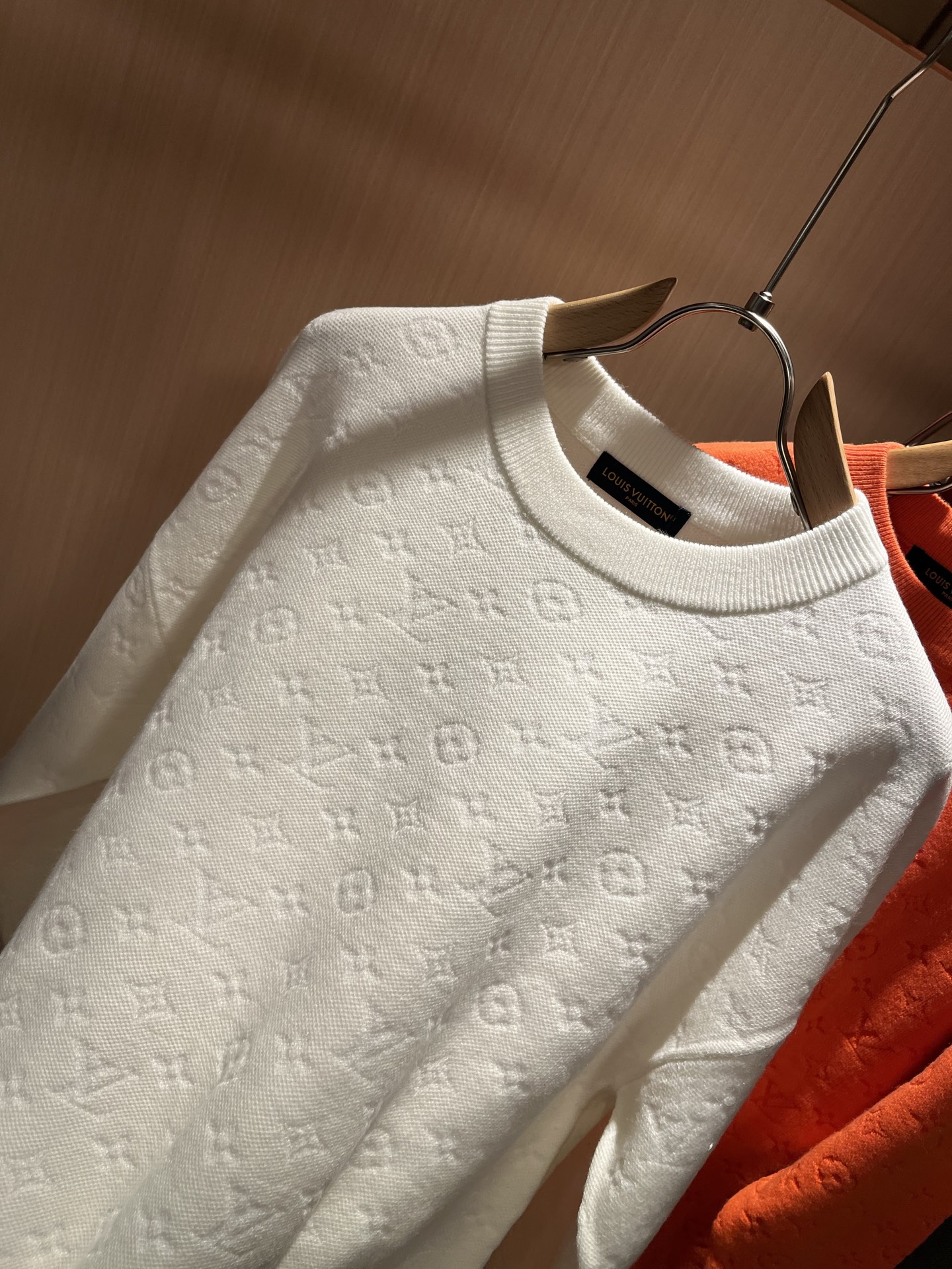 Louis Vuit*on 2025秋冬路易家族轻奢Monogram钩织针织羊毛衫！男女同款👫装饰！ 路