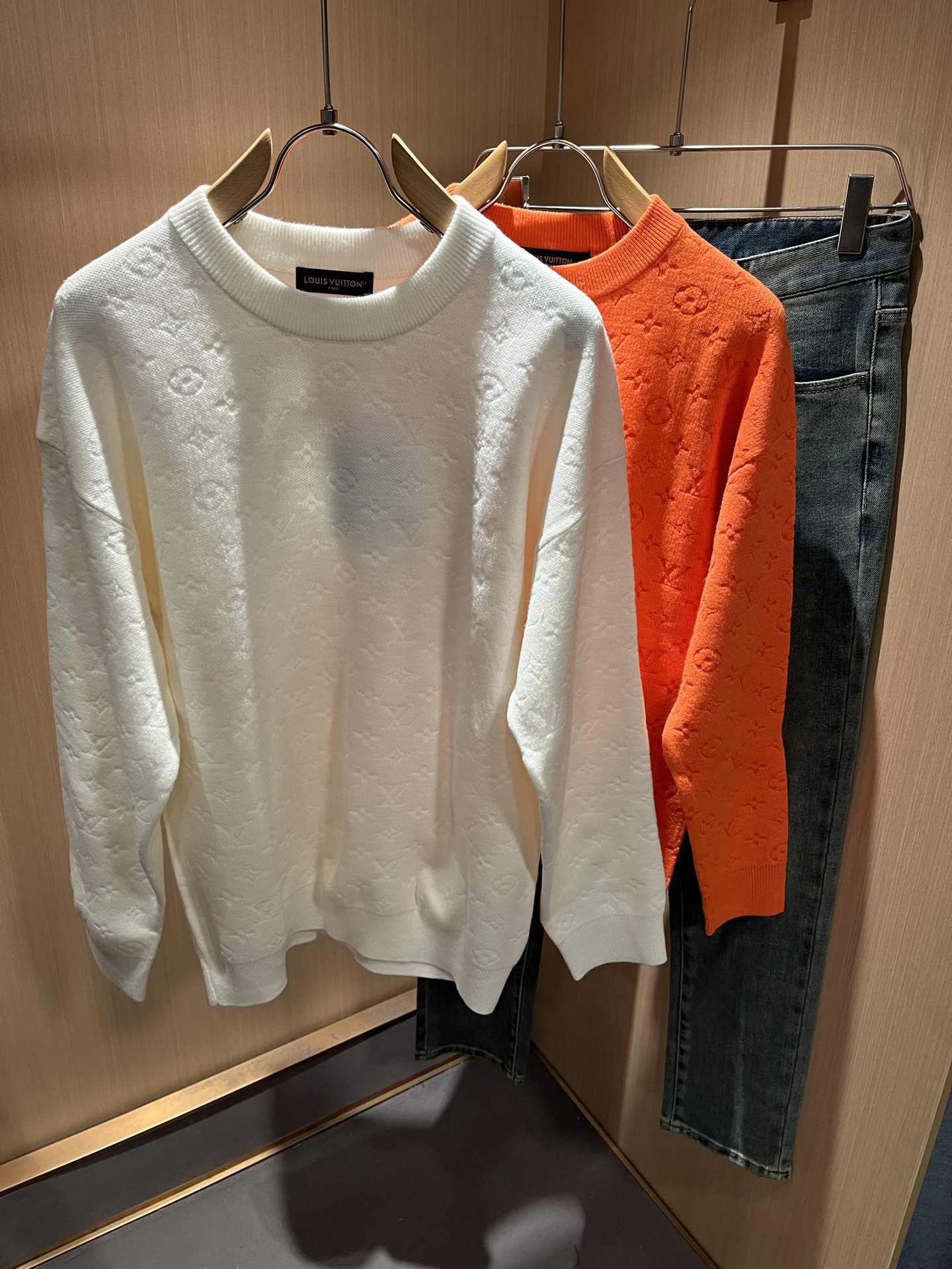 Louis Vuit*on 2025秋冬路易家族轻奢Monogram钩织针织羊毛衫！男女同款👫装饰！ 路