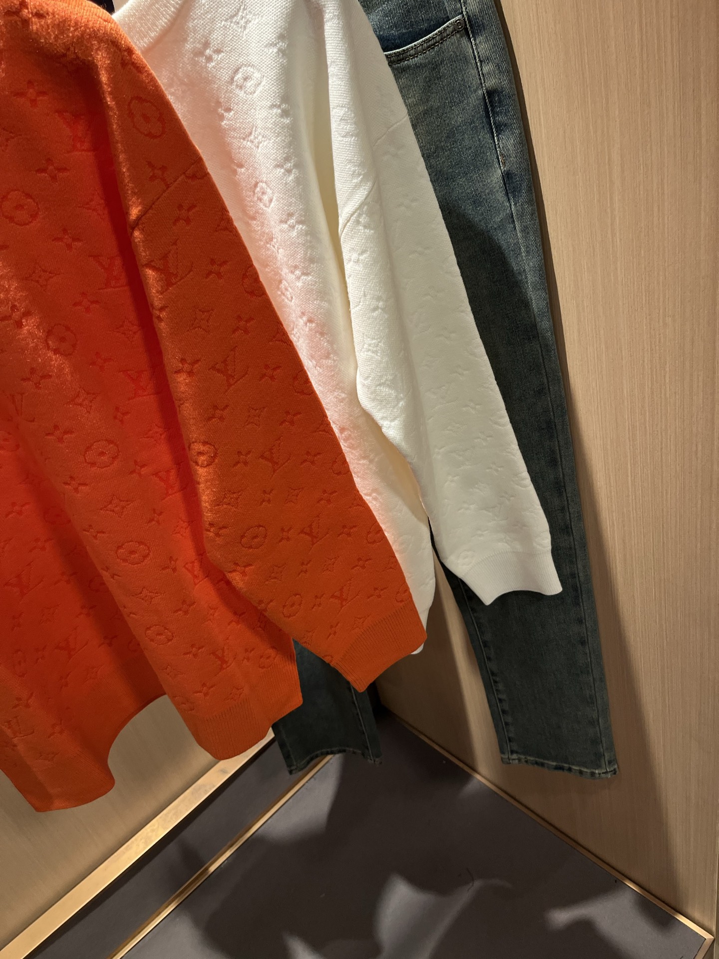 Louis Vuit*on 2025秋冬路易家族轻奢Monogram钩织针织羊毛衫！男女同款👫装饰！ 路