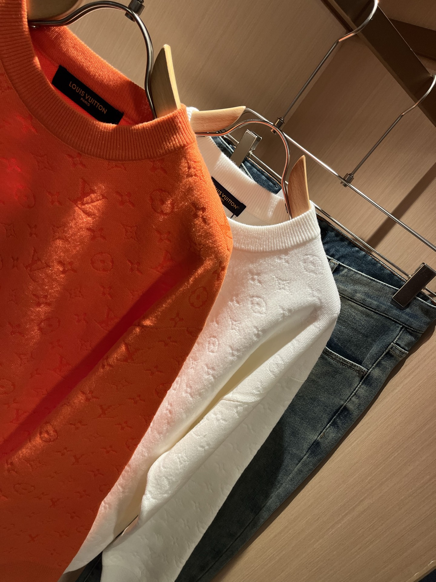 Louis Vuit*on 2025秋冬路易家族轻奢Monogram钩织针织羊毛衫！男女同款👫装饰！ 路