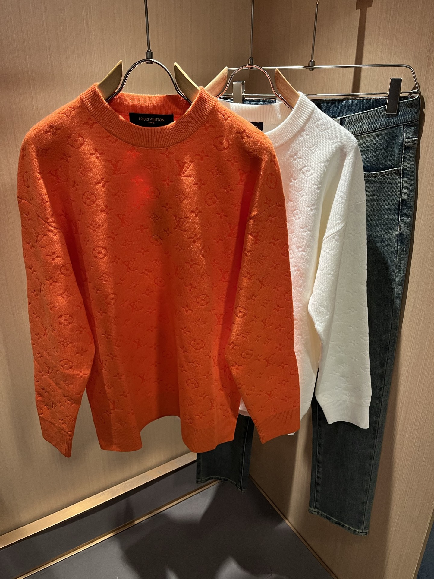 Louis Vuit*on 2025秋冬路易家族轻奢Monogram钩织针织羊毛衫！男女同款👫装饰！ 路