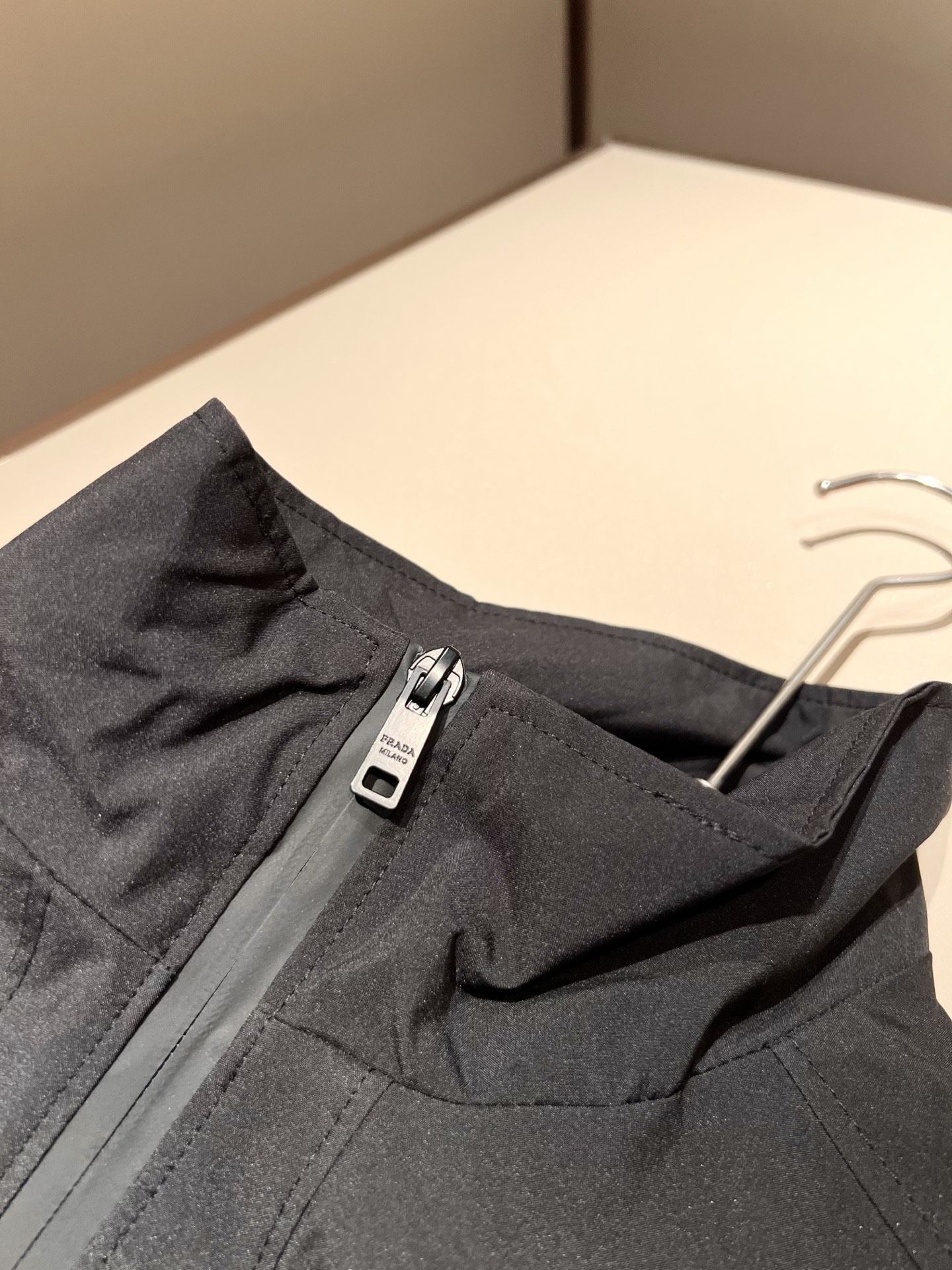 PRAD*A普*达2025秋冬休闲夹克外套，最新时尚休闲拉链夹克，时尚夹克外套!贸易公司渠道稀出，同步官