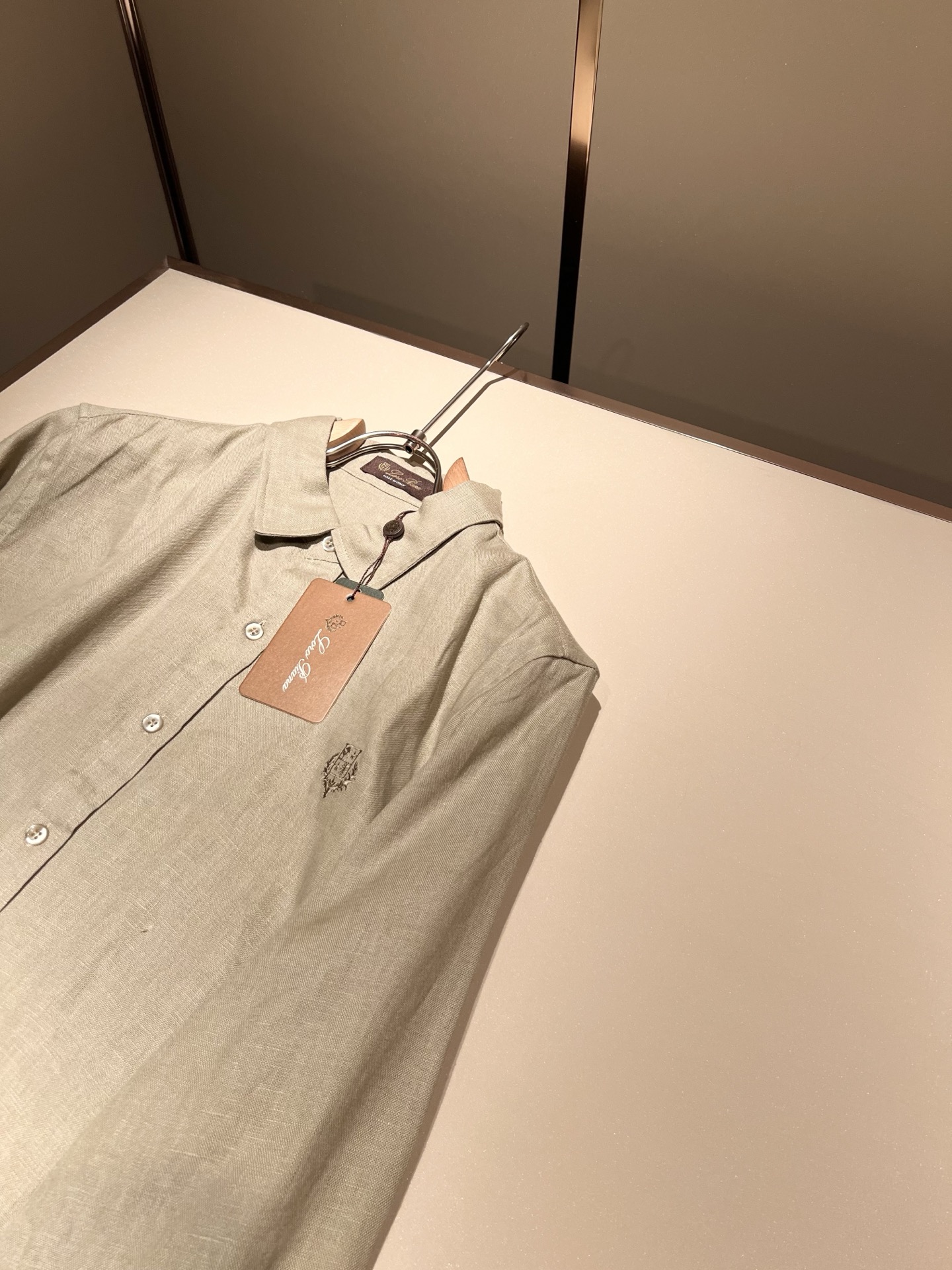 Loro Piana诺悠翩雅 2025秋冬男士套装，最新的贸易订单全品相！！网红款！上身舒适透气，不僵硬