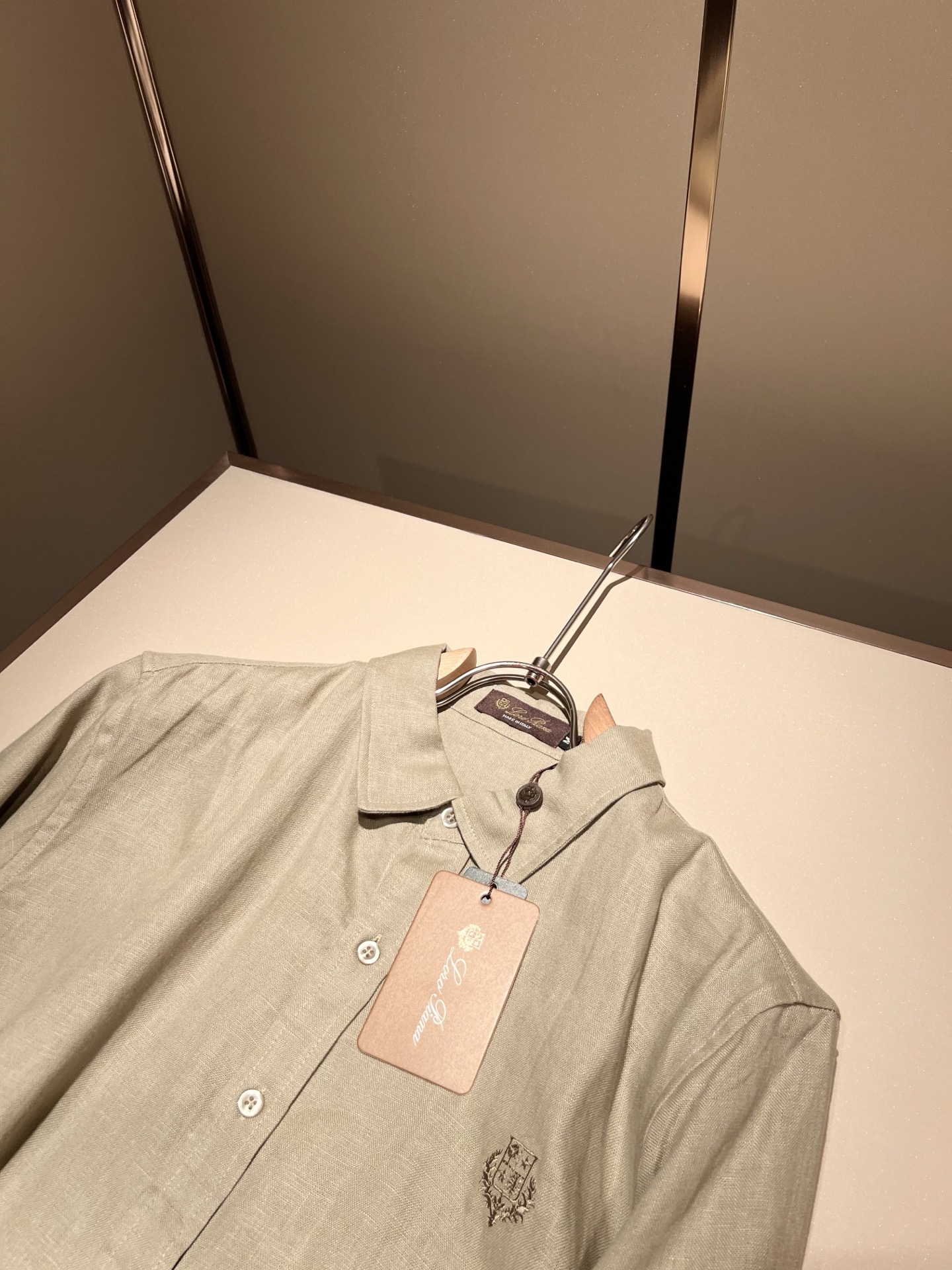 Loro Piana诺悠翩雅 2025秋冬男士套装，最新的贸易订单全品相！！网红款！上身舒适透气，不僵硬