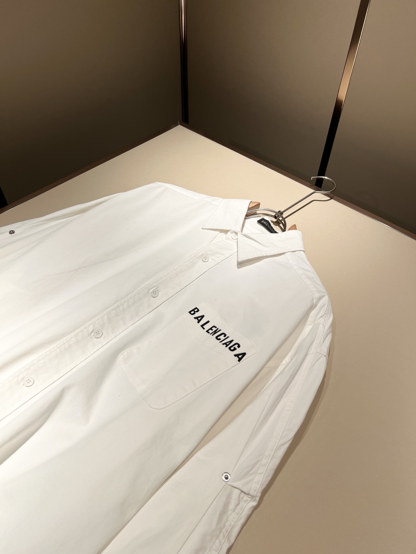 BALENCI*GA巴黎*家 2025秋冬新款男女同款👫衬衣，走秀图案印花时尚休闲衬衣，标志logo图案