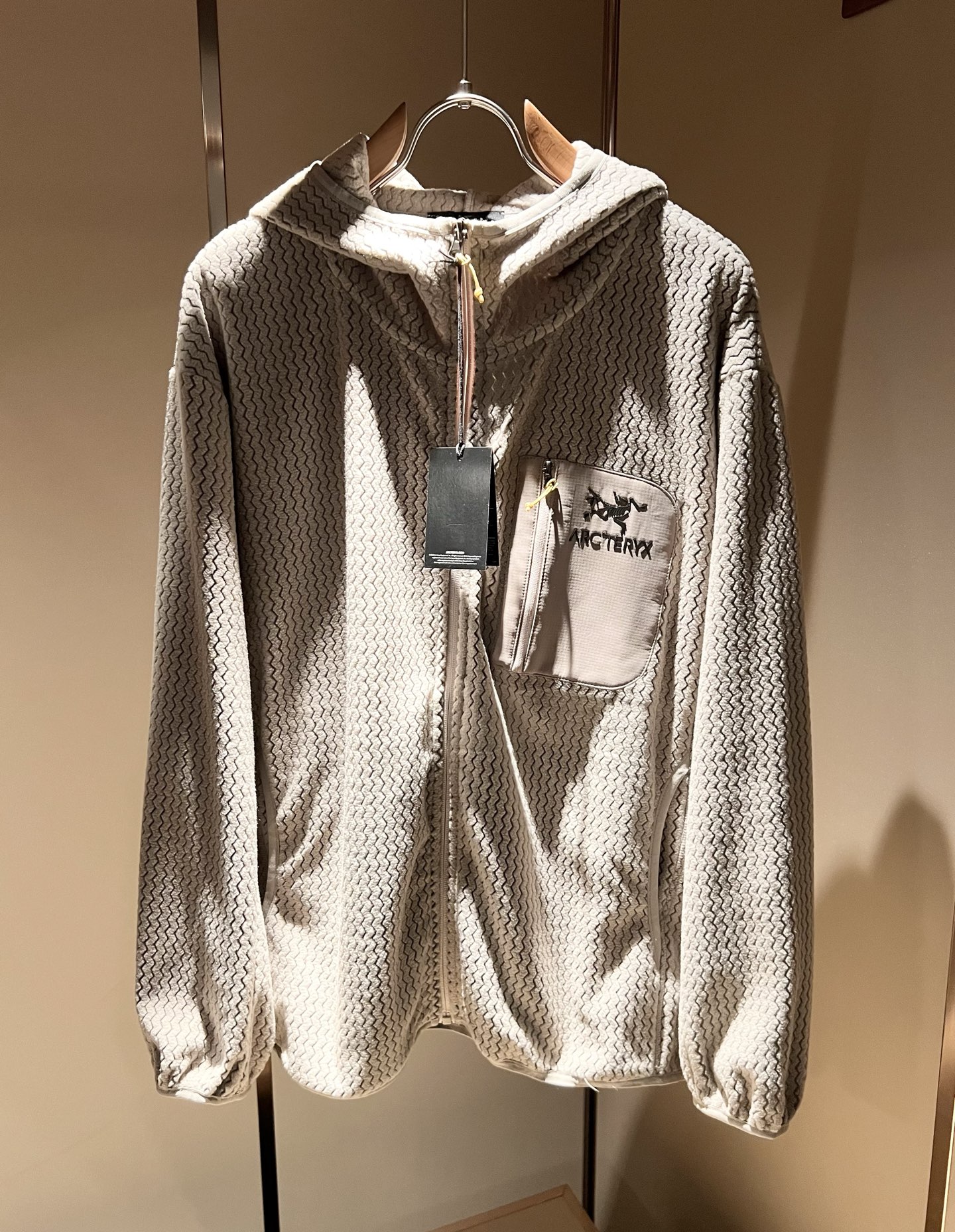 ARCTER*X始*祖鸟 2025秋冬新款男女同款👫夹克外套，户外品牌可能大家第一想到的就是加拿大鹅、始