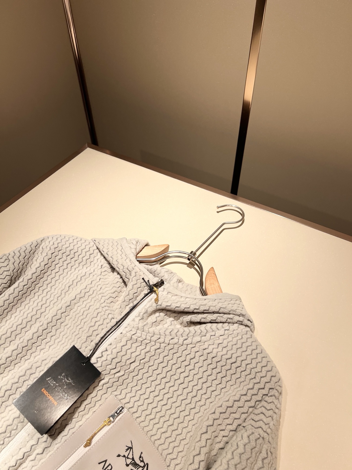 ARCTER*X始*祖鸟 2025秋冬新款男女同款👫夹克外套，户外品牌可能大家第一想到的就是加拿大鹅、始