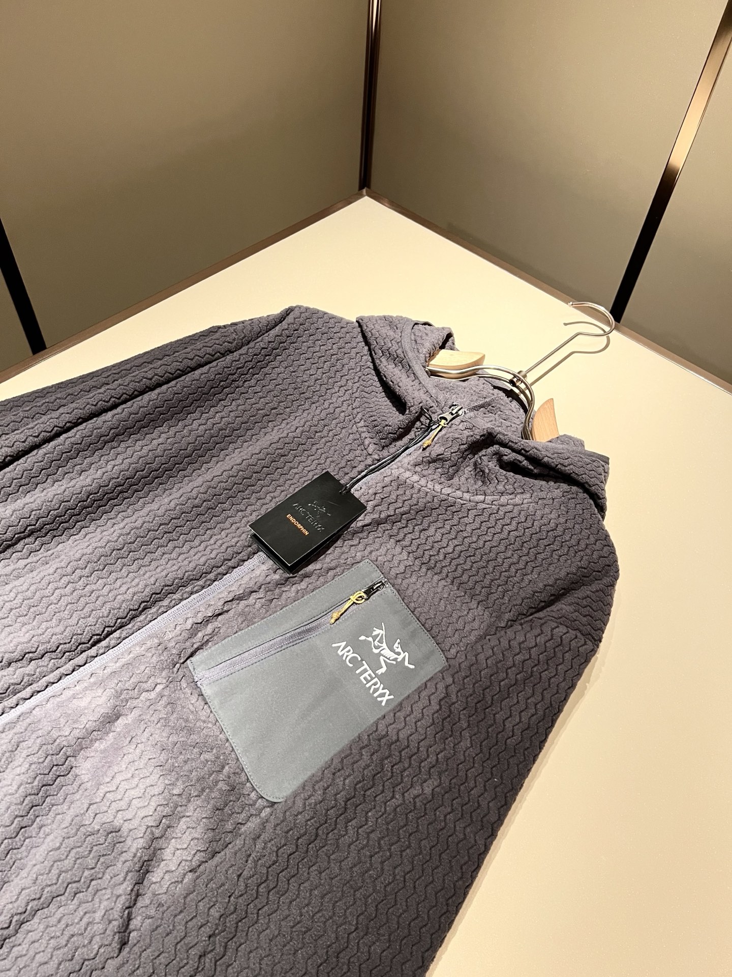 ARCTER*X始*祖鸟 2025秋冬新款男女同款👫夹克外套，户外品牌可能大家第一想到的就是加拿大鹅、始