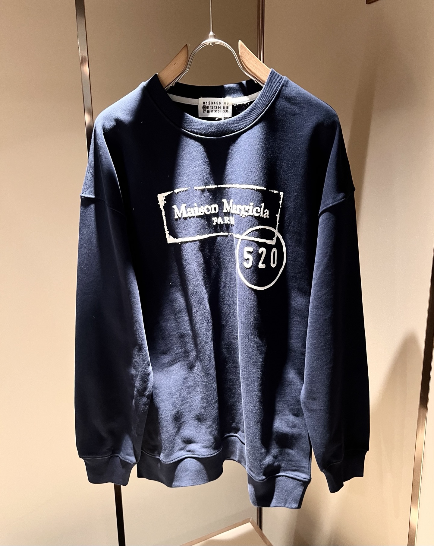 马吉拉 maison margiel 2025秋冬新款男女同款👫休闲卫衣，专柜同步发售！定制专属面料，胸