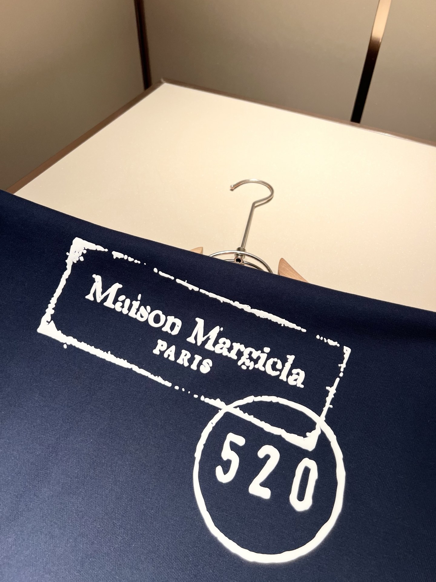 马吉拉 maison margiel 2025秋冬新款男女同款👫休闲卫衣，专柜同步发售！定制专属面料，胸