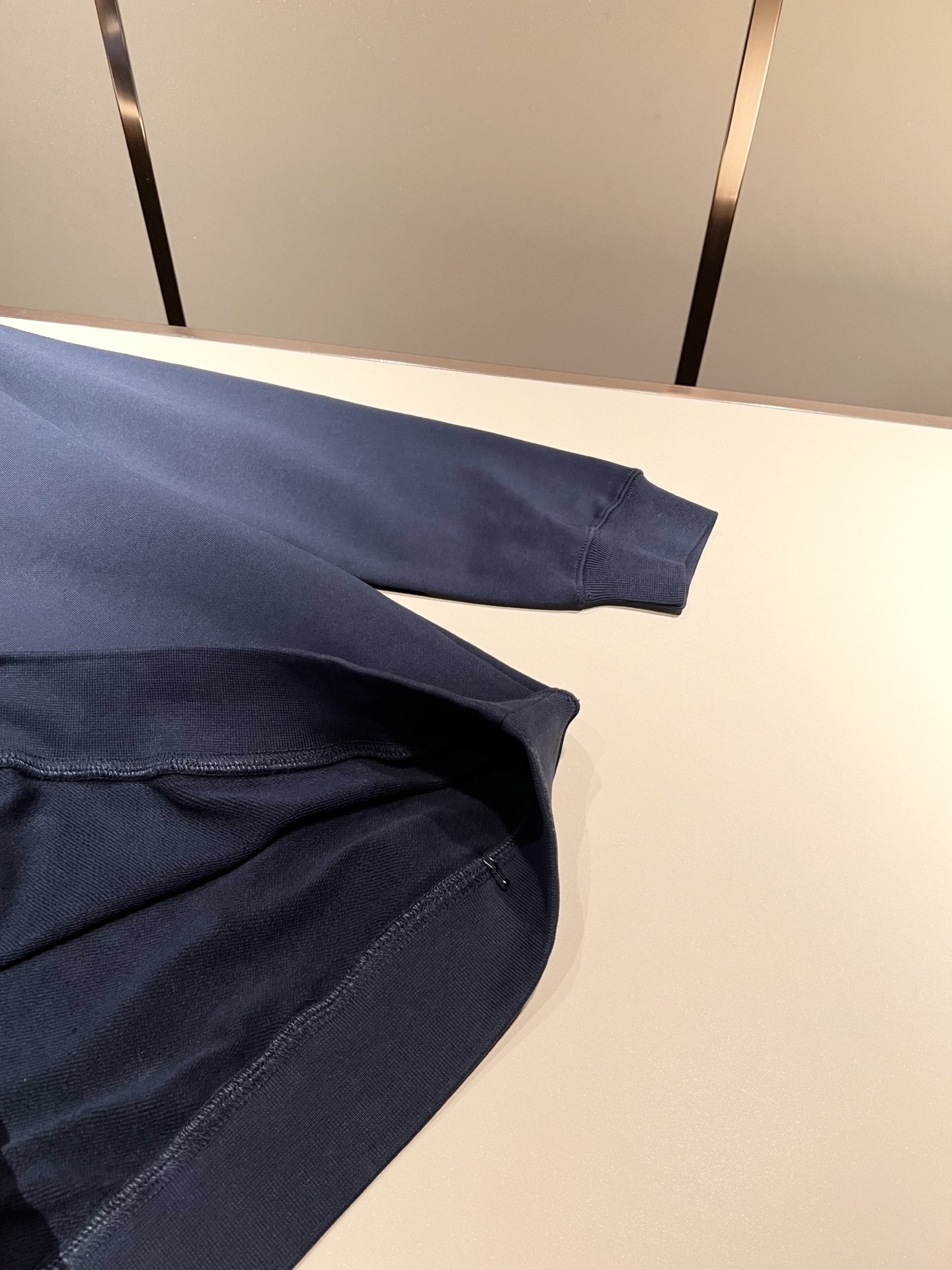 马吉拉 maison margiel 2025秋冬新款男女同款👫休闲卫衣，专柜同步发售！定制专属面料，胸