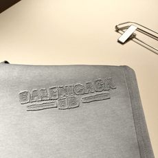 BALENCIA*巴黎*家 2025秋冬新款休闲裤,巴黎世家 裤腿字母logo图案贴布设计!新款现货 Y BALENCIA*巴黎*家 2025秋冬新款休闲裤,巴黎世家 裤腿字母logo图案贴布设计!新款现货 Y
