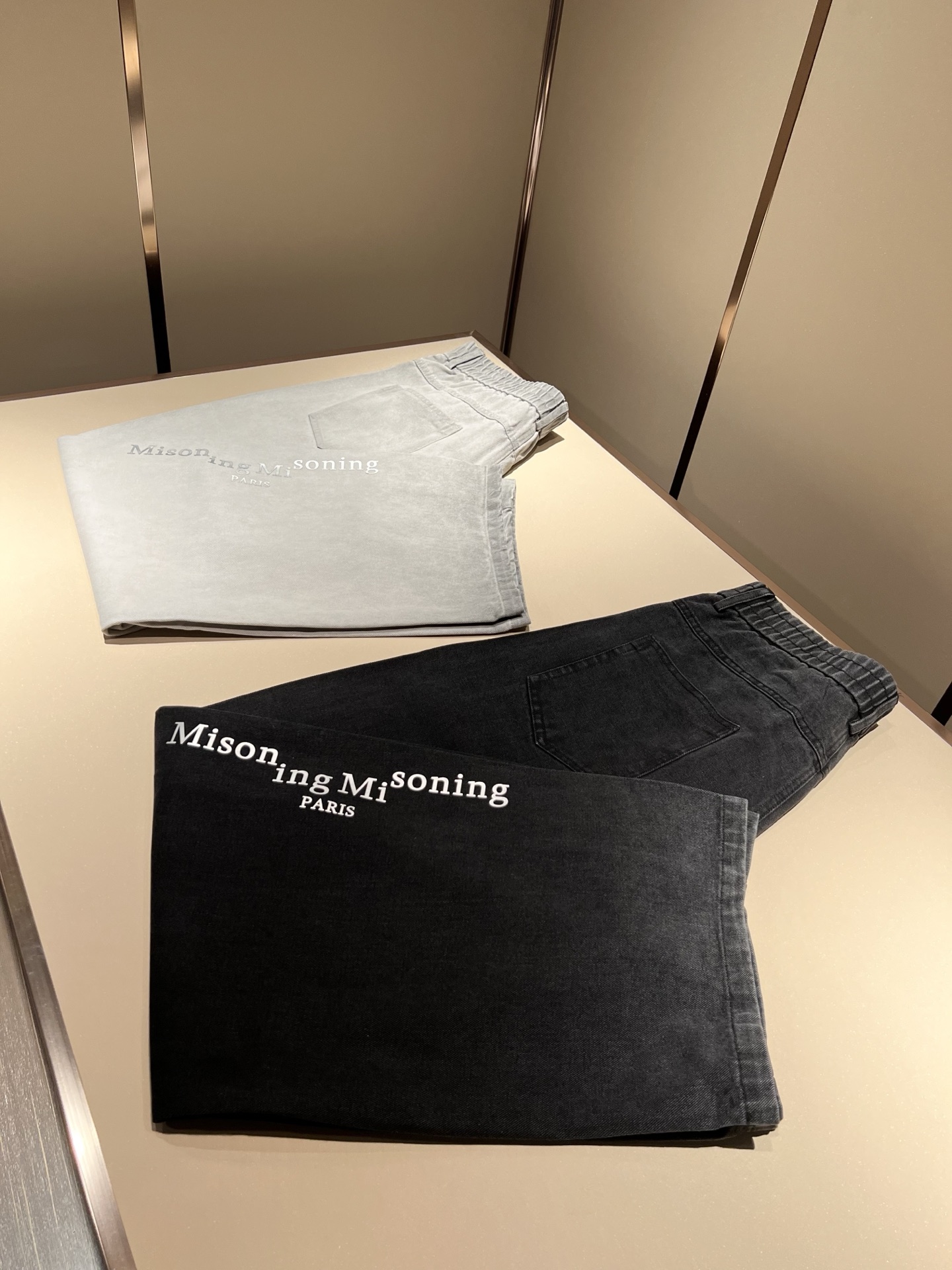 马吉拉 maison margiel 2025秋冬新款男女同款👫休闲牛仔裤，专柜同步发售！定制专属洗水纯