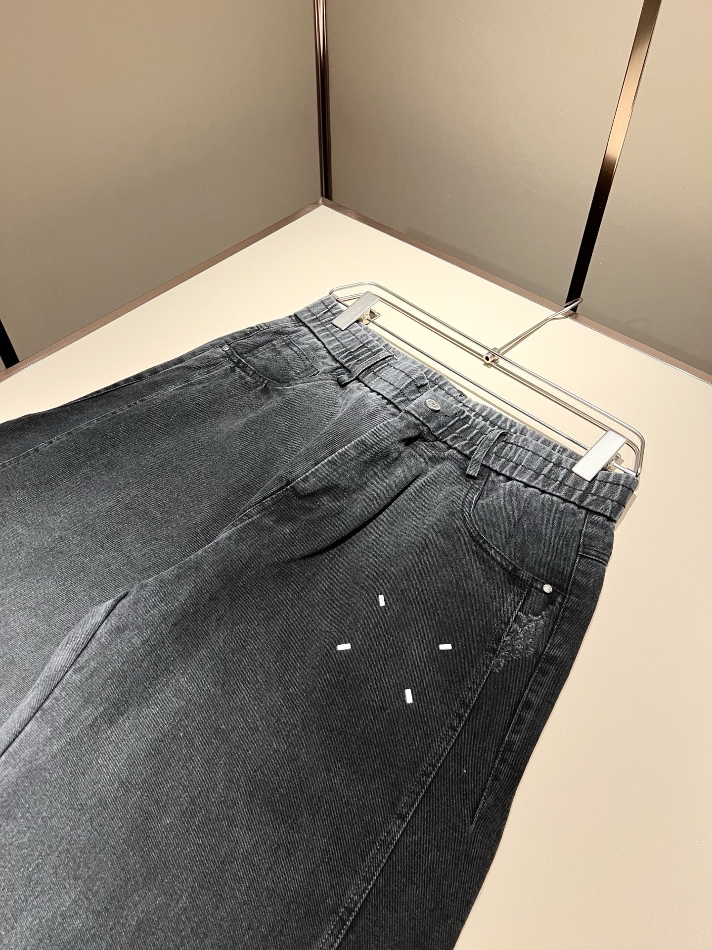 马吉拉 maison margiel 2025秋冬新款男女同款👫休闲牛仔裤，专柜同步发售！定制专属洗水纯