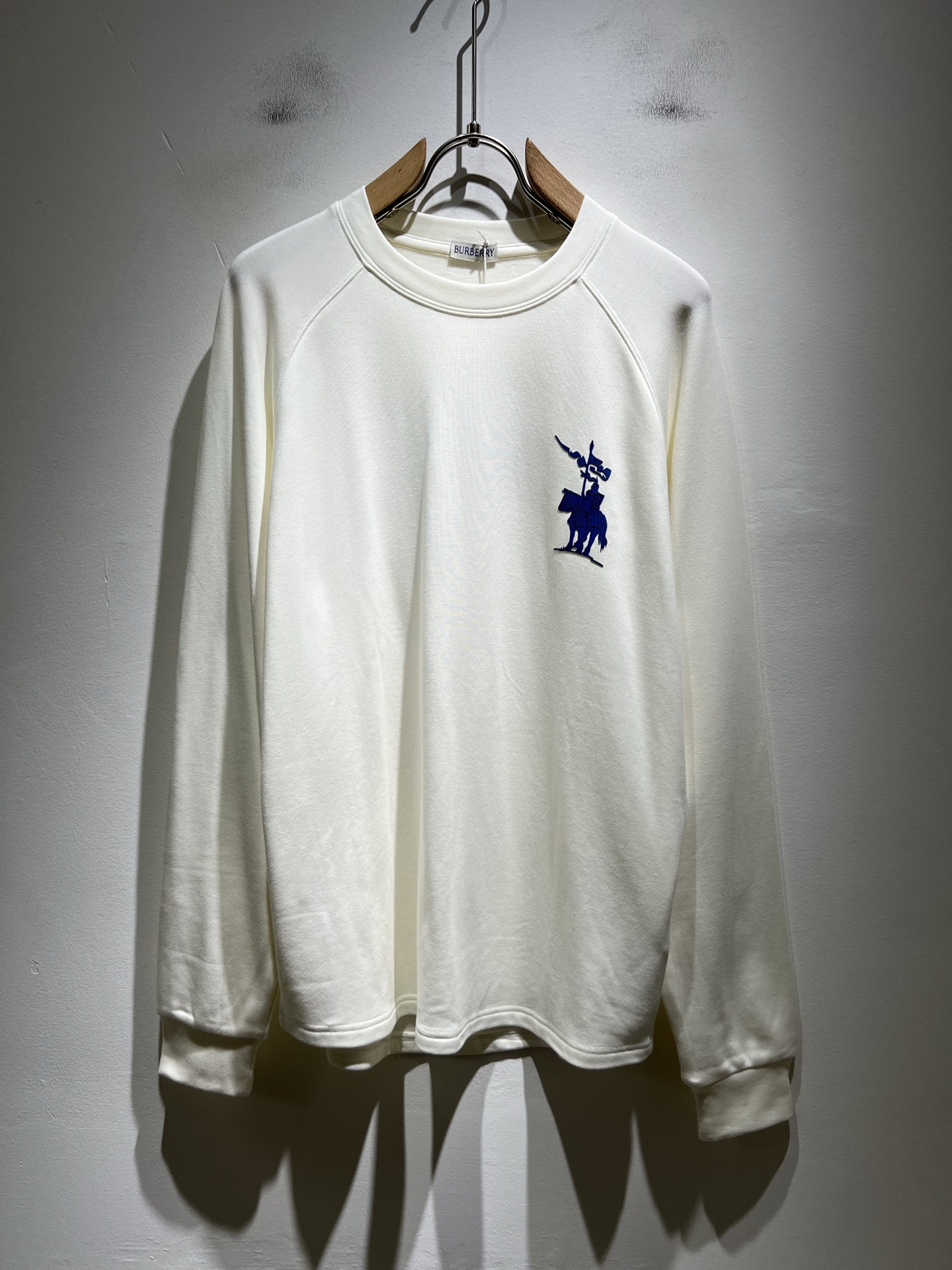 BURBER*Y巴*莉2025秋冬新品男女同款👫长袖打底衫，重磅来袭，最近比较火热的环保纯棉面料制作而成