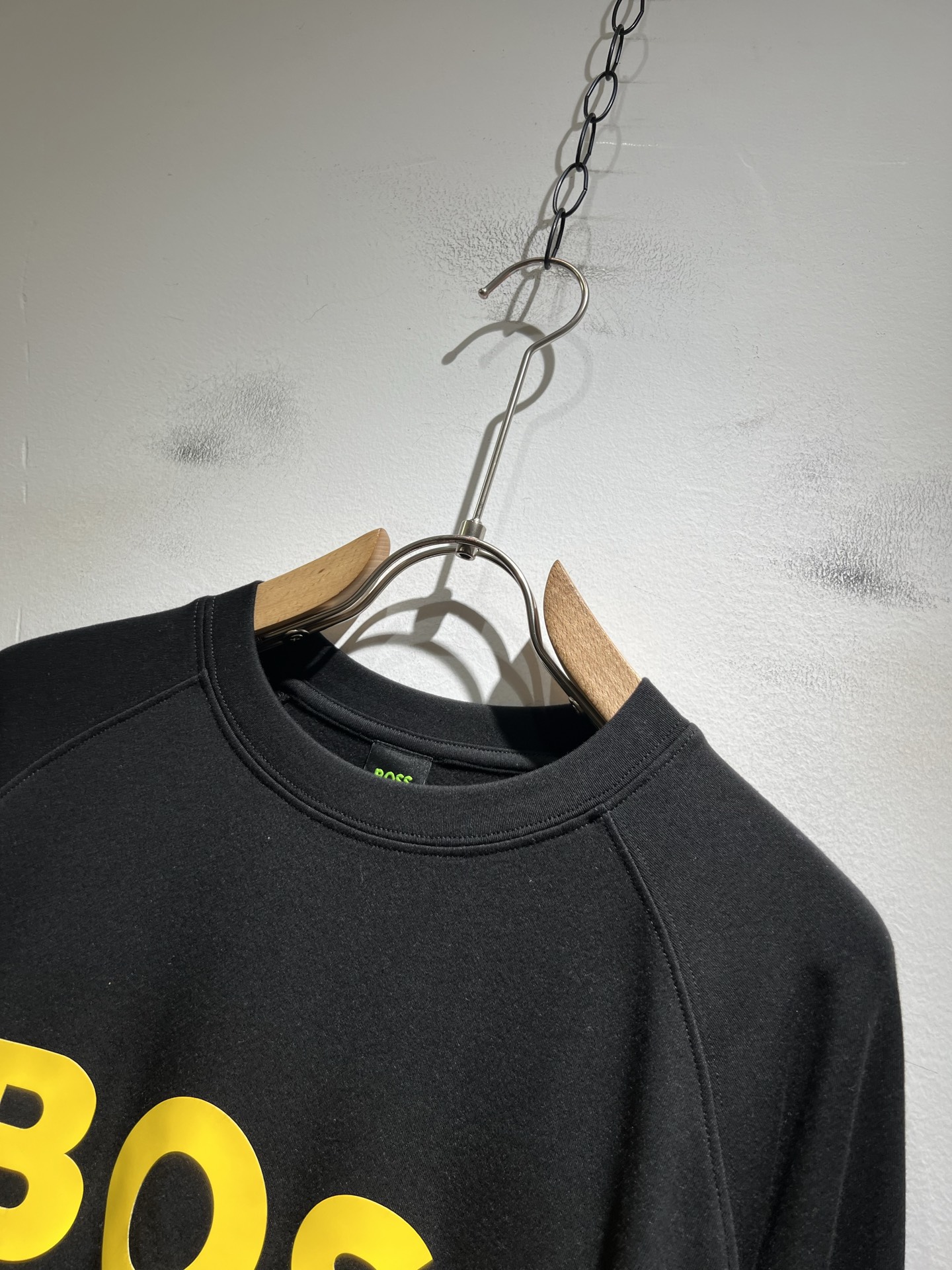 BOSS 2025秋冬新款男女同款👫长袖打底衫，意大利原厂订单渠道，极具个性高级风，标志logo图案压胶