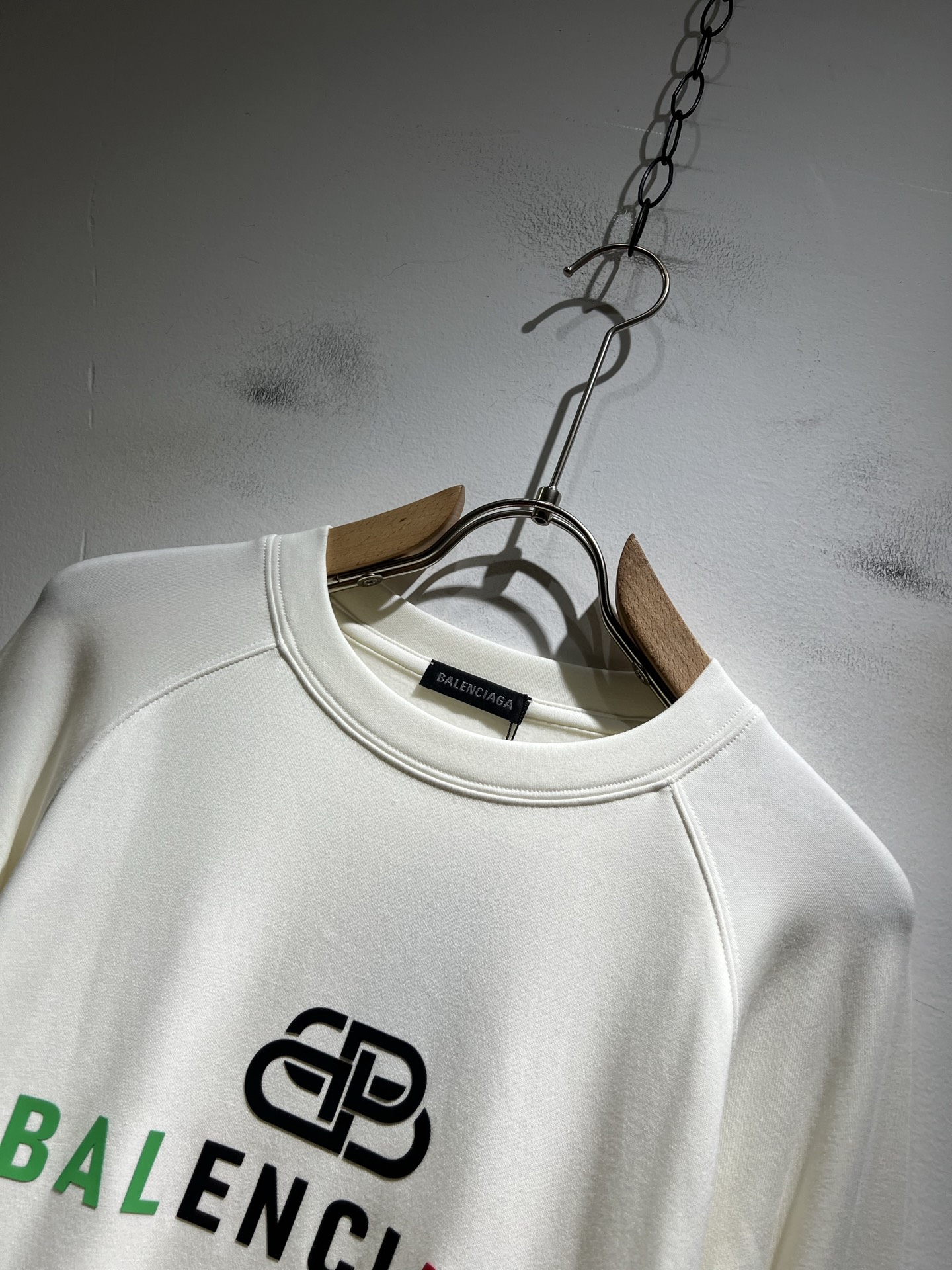 BALENCI*GA巴黎*家 2025秋冬新款男女同款👫长袖打底衫！走秀图案印花时尚休闲短袖T恤衫！设计