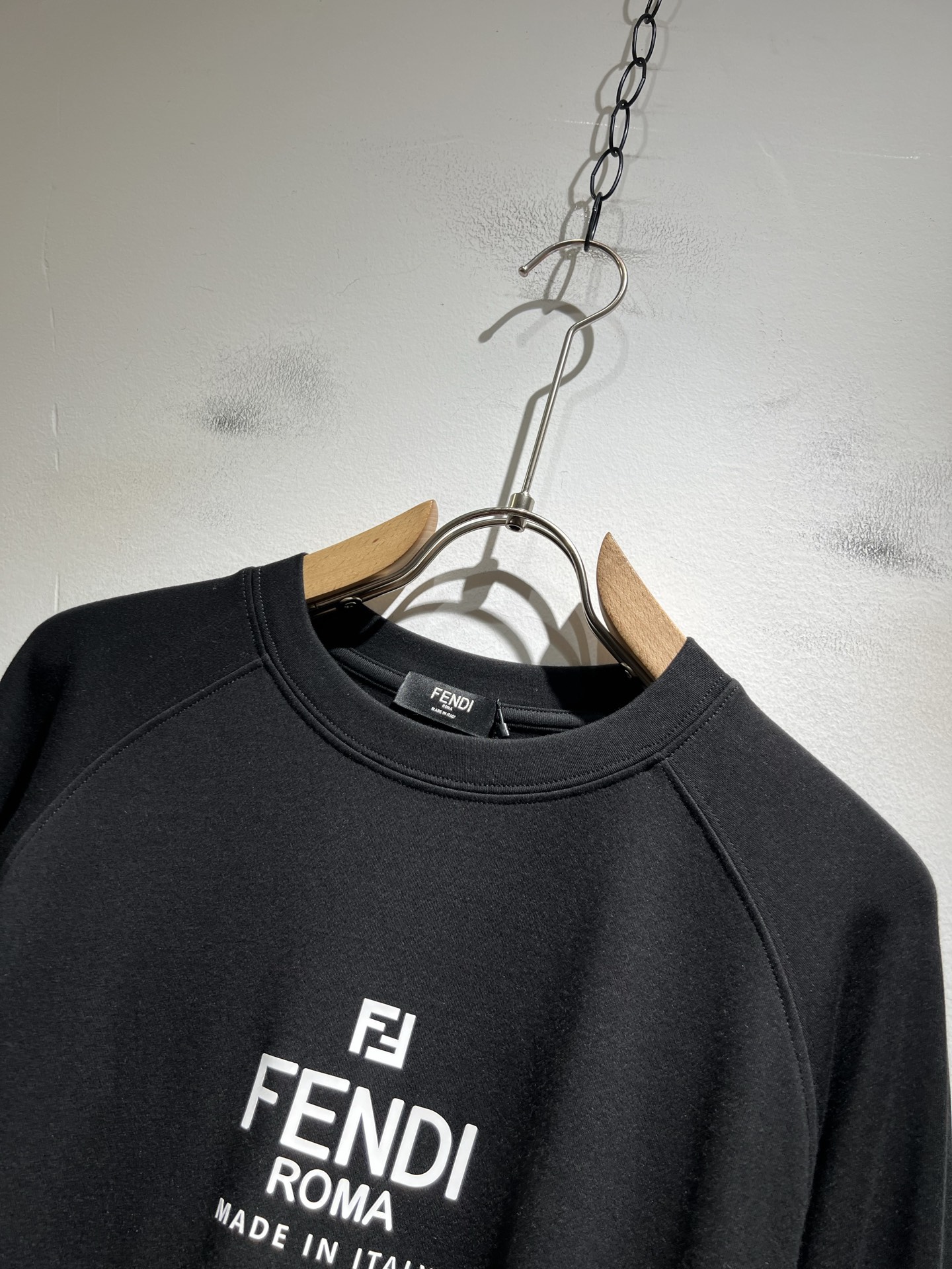 FEN*I 芬*迪2025秋冬新款FD家族FF男女同款👫打底衫，男女同款👫百搭极简短袖。意大利原厂订单，