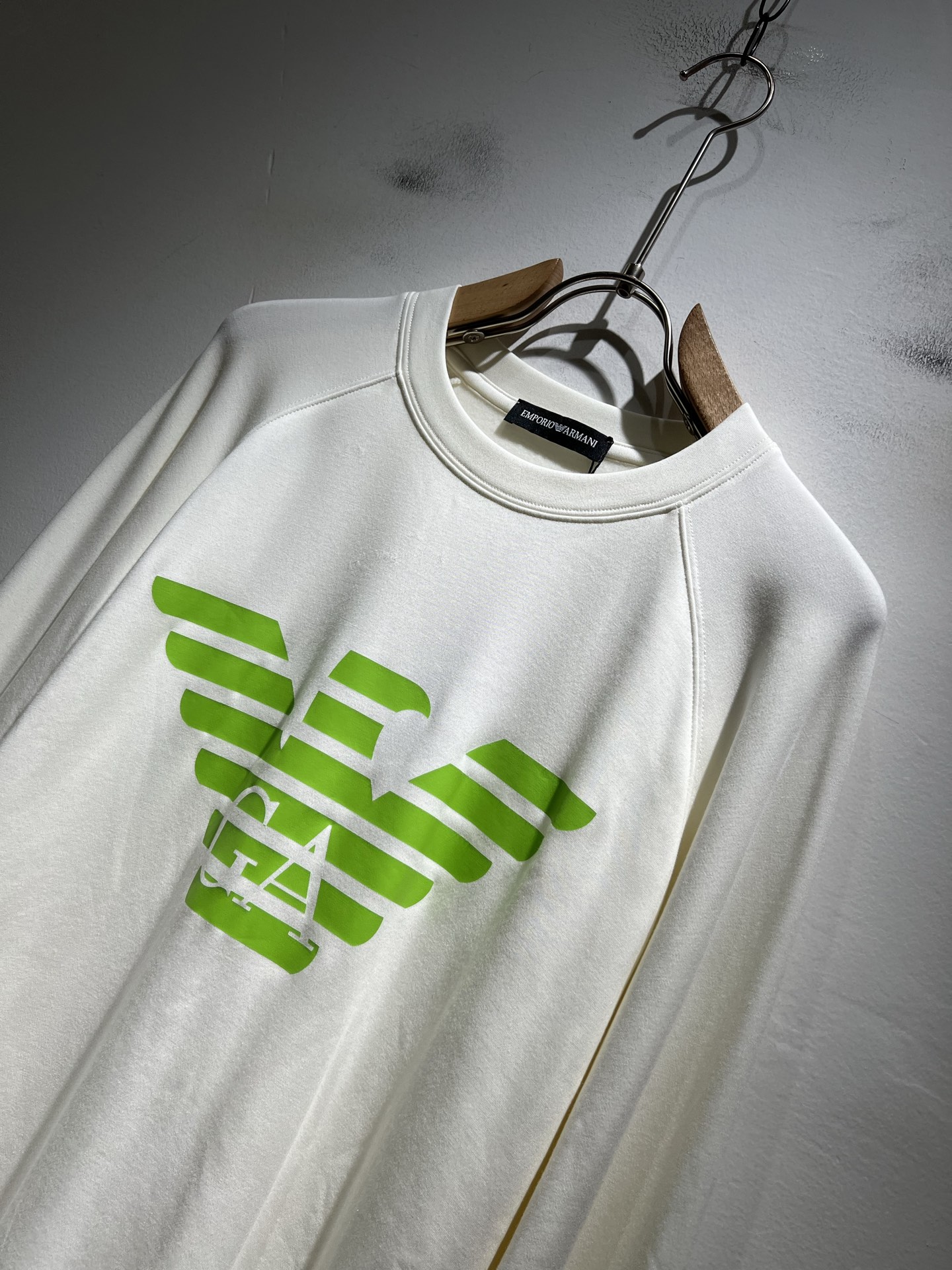 Arman阿*尼2025秋冬新款男女同款👫休闲长袖打底衫，原单代工厂订单，标志😊logo压胶设计！简洁的