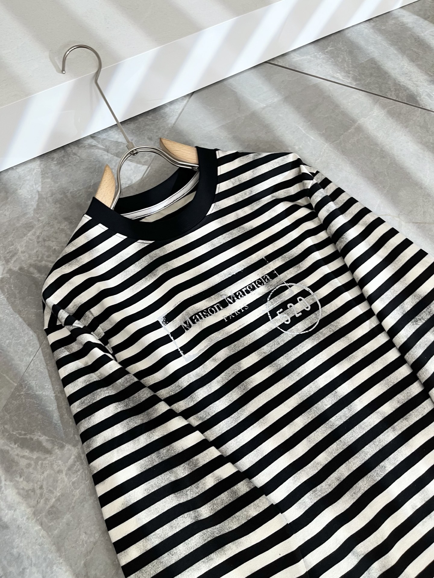 马吉拉 maison margiel 2025秋冬新款打底衫，，专柜同步发售！定制专属洗水纯棉面料，胸前