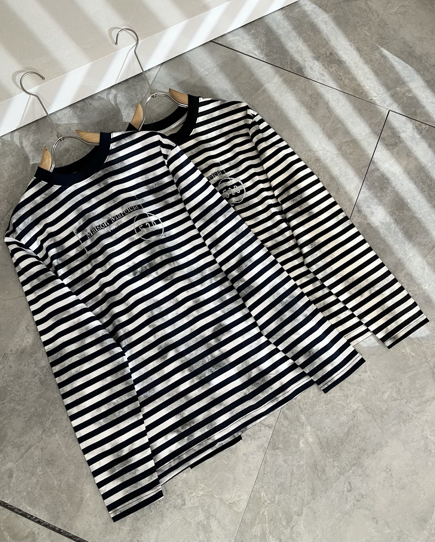 马吉拉 maison margiel 2025秋冬新款打底衫，，专柜同步发售！定制专属洗水纯棉面料，胸前