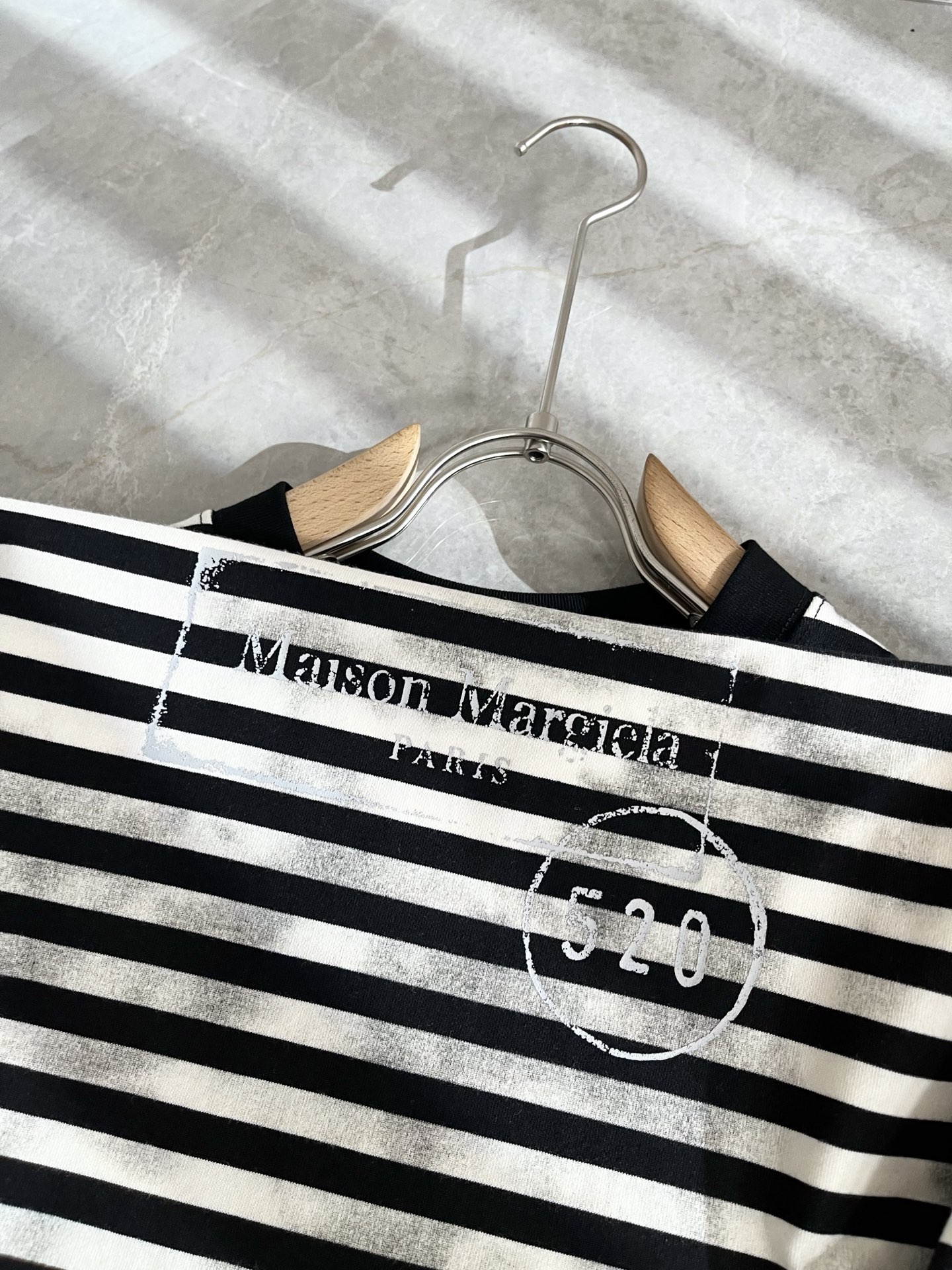 马吉拉 maison margiel 2025秋冬新款打底衫，，专柜同步发售！定制专属洗水纯棉面料，胸前