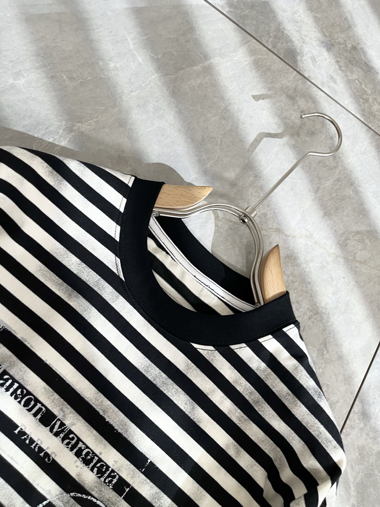 马吉拉 maison margiel 2025秋冬新款打底衫，，专柜同步发售！定制专属洗水纯棉面料，胸前