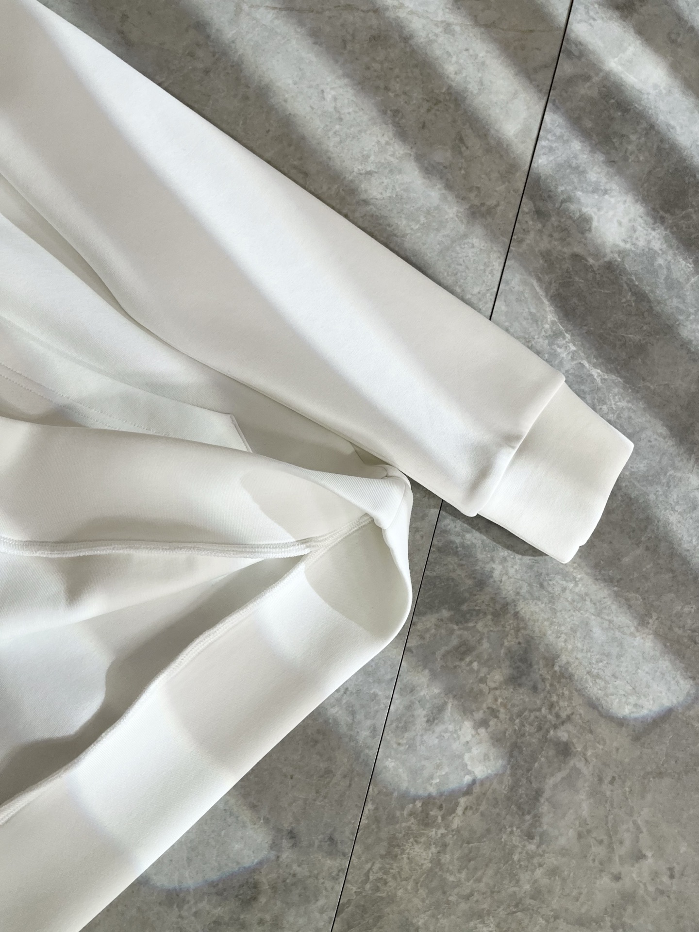 BURBER*Y巴*莉 2025秋冬新款男女同款👫基础休闲百搭棉质连帽卫衣，男女同款卫衣！贸易公司渠道稀