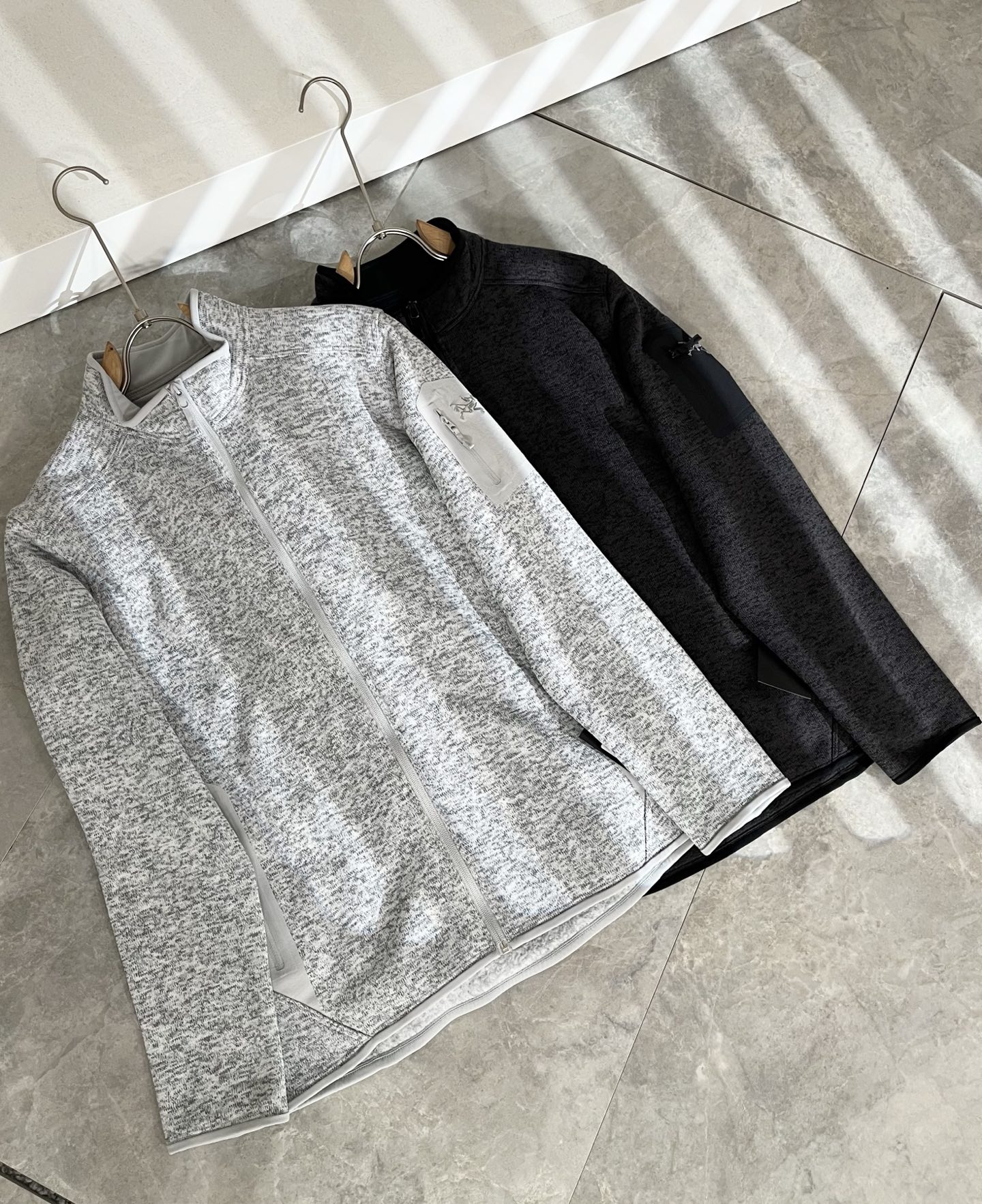 ARCTER*X始*祖鸟 2025秋冬新款男女同款👫夹克外套，户外品牌可能大家第一想到的就是加拿大鹅、始