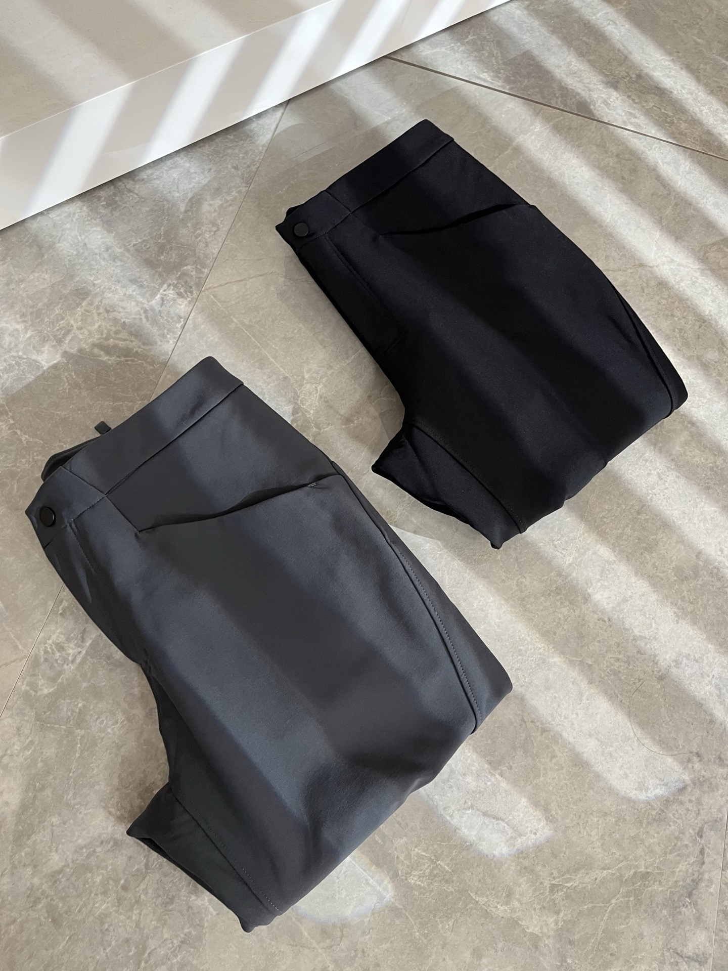 ARCTER*X始*祖鸟 2025秋冬新款休闲运动风格休闲裤，户外品牌可能大家第一想到的就是加拿大鹅、始