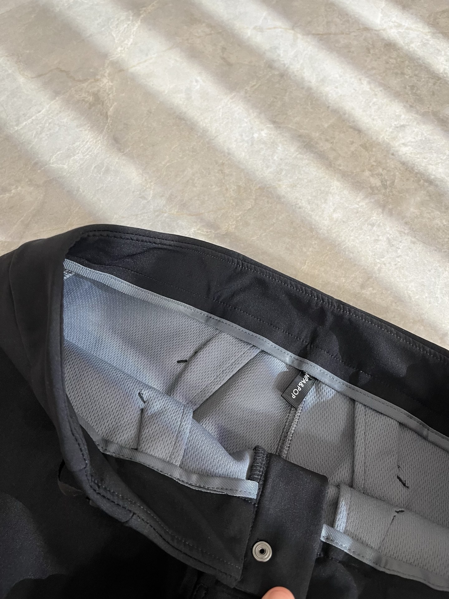 ARCTER*X始*祖鸟 2025秋冬新款休闲运动风格休闲裤，户外品牌可能大家第一想到的就是加拿大鹅、始