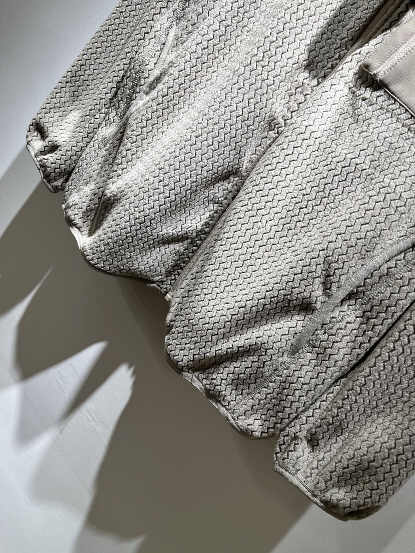 ARCTER*X始*祖鸟 2025秋冬新款男女同款👫夹克外套，户外品牌可能大家第一想到的就是加拿大鹅、始