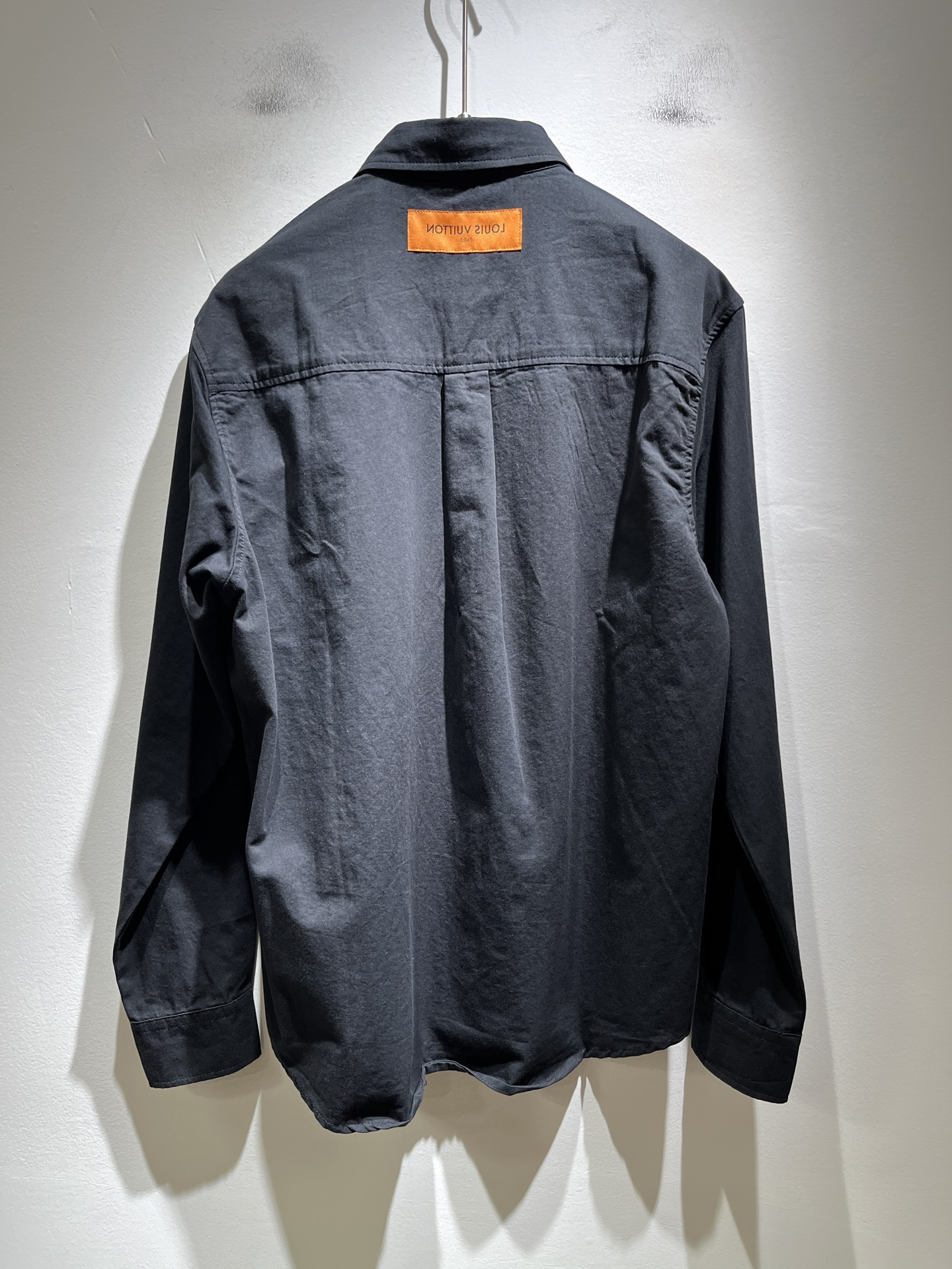 Louis Vuit*on 路易*登 2025秋冬新款轻奢男女同款👫衬衣，路易家族的新高端，细节品质永远