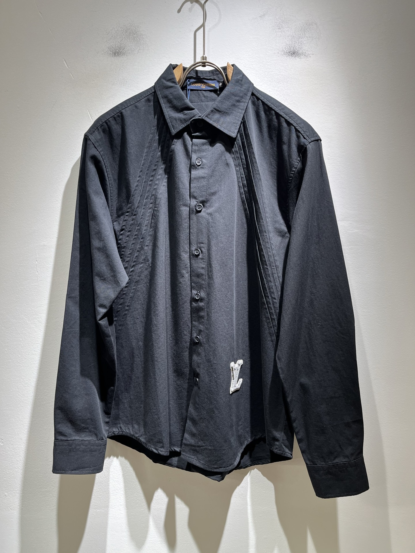 Louis Vuit*on 路易*登 2025秋冬新款轻奢男女同款👫衬衣，路易家族的新高端，细节品质永远