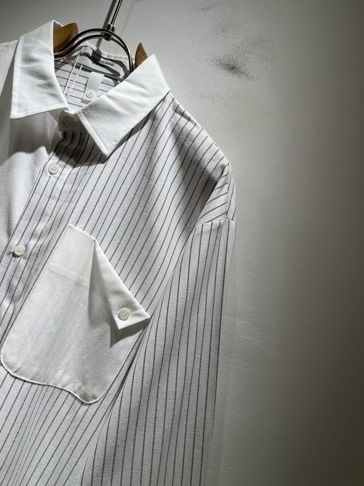 ThomBrow*e汤姆*朗2025秋冬新款衬衣！Th*m Br*wne长袖衬衫，造就与众不同的造型气质