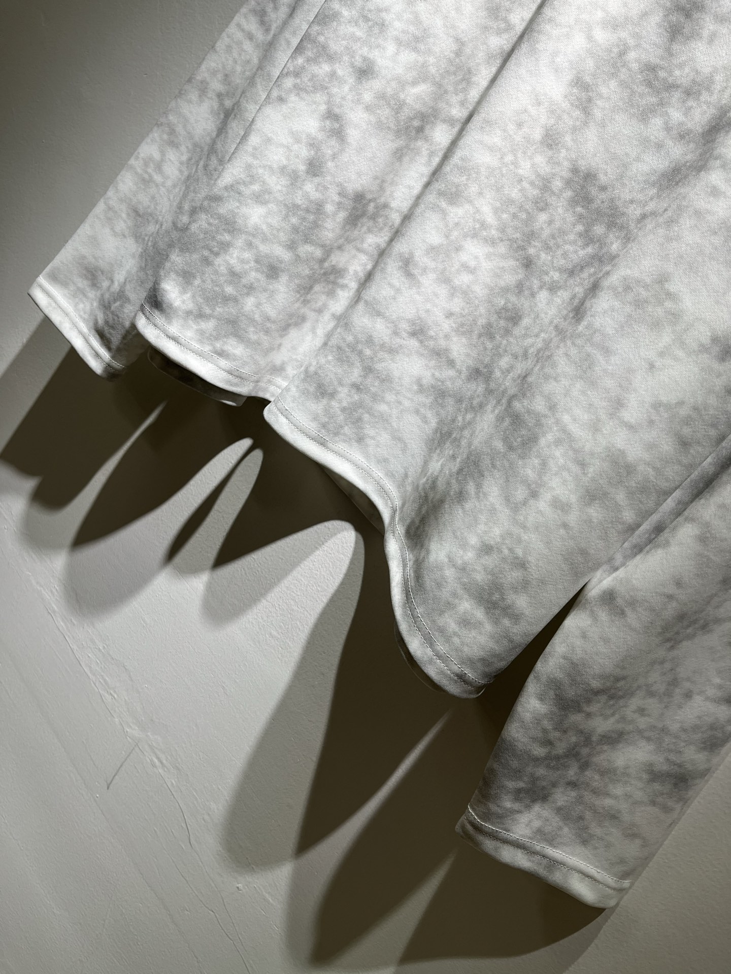 Chrome hear*s克*心 2025秋冬新款男女同款👫打底衫！男女同款一款让你从心底认可的高街夹克