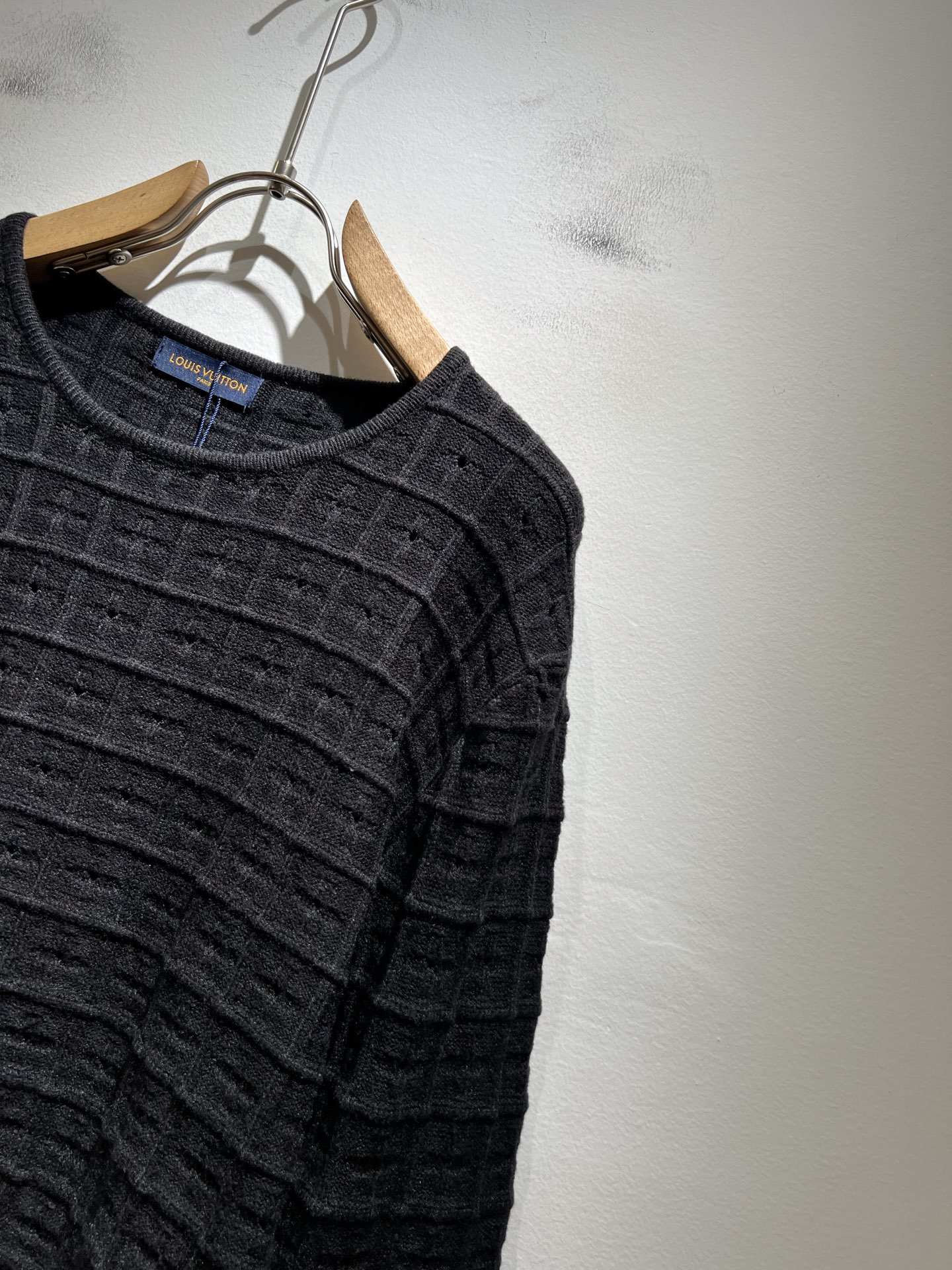 Louis Vuit*on 2025秋冬路易家族轻奢针织羊毛衫！路易家族的新高端，细节品质永远的那么完美