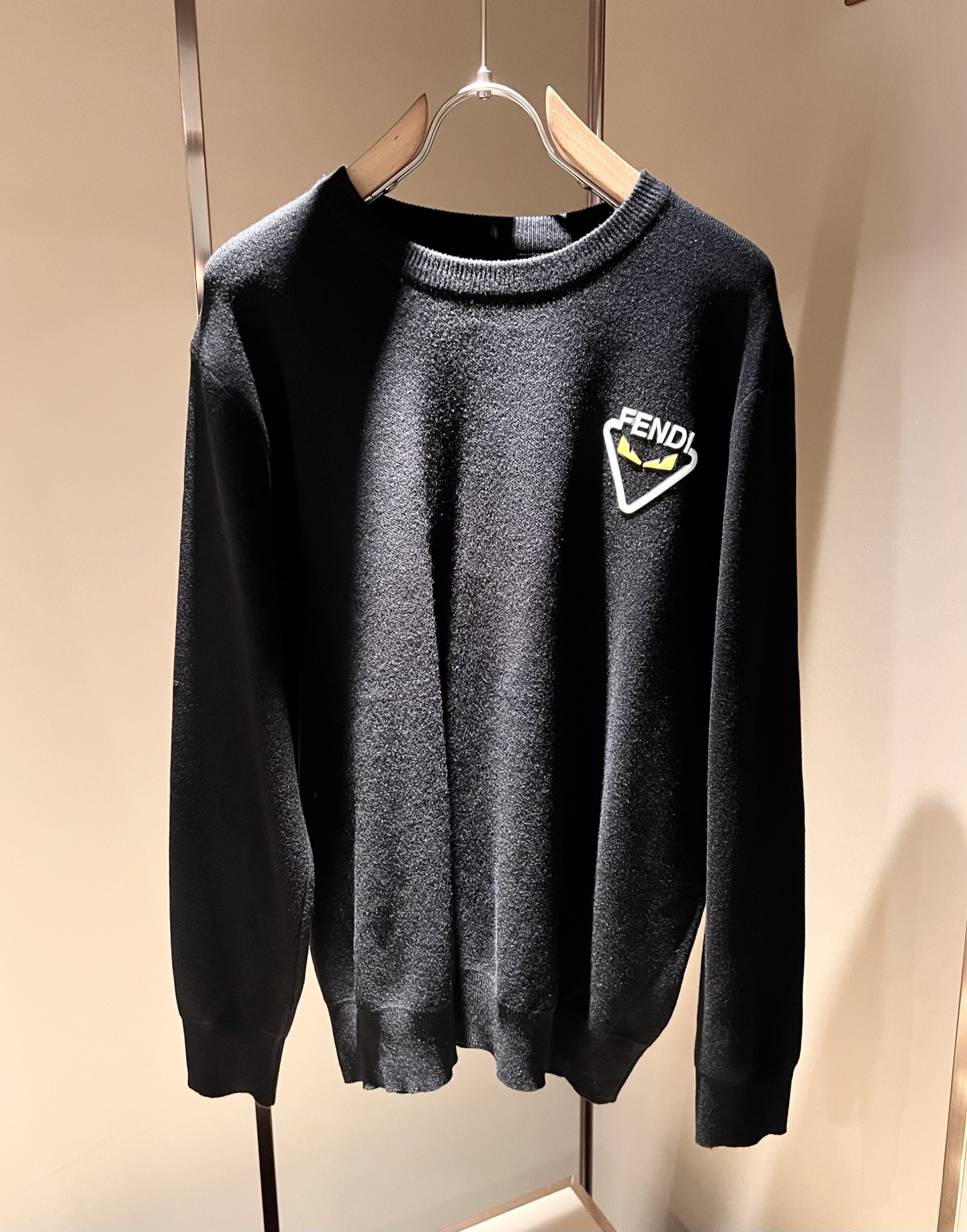 FEN*I 芬*迪2025秋冬新款FD家族男女同款针织羊毛衫，男女同款👫百搭。意大利原厂订单，FD家族人