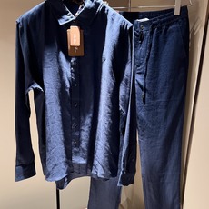 Loro Piana诺悠翩雅 2025秋冬男士套装,最新的贸易订单全品相!!网红款!上身舒适透气,不僵硬 Loro Piana诺悠翩雅 2025秋冬男士套装,最新的贸易订单全品相!!网红款!上身舒适透气,不僵硬