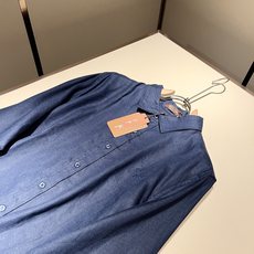 Loro Piana诺悠翩雅 2025秋冬男士套装,最新的贸易订单全品相!!网红款!上身舒适透气,不僵硬 Loro Piana诺悠翩雅 2025秋冬男士套装,最新的贸易订单全品相!!网红款!上身舒适透气,不僵硬