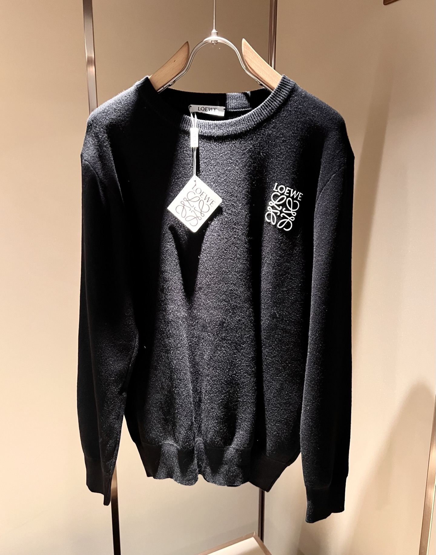 LO*WE/罗*威2025秋冬新款男女同款👫针织羊毛衫，贸易公司渠道货，2025年最新品，官柜同步售卖，