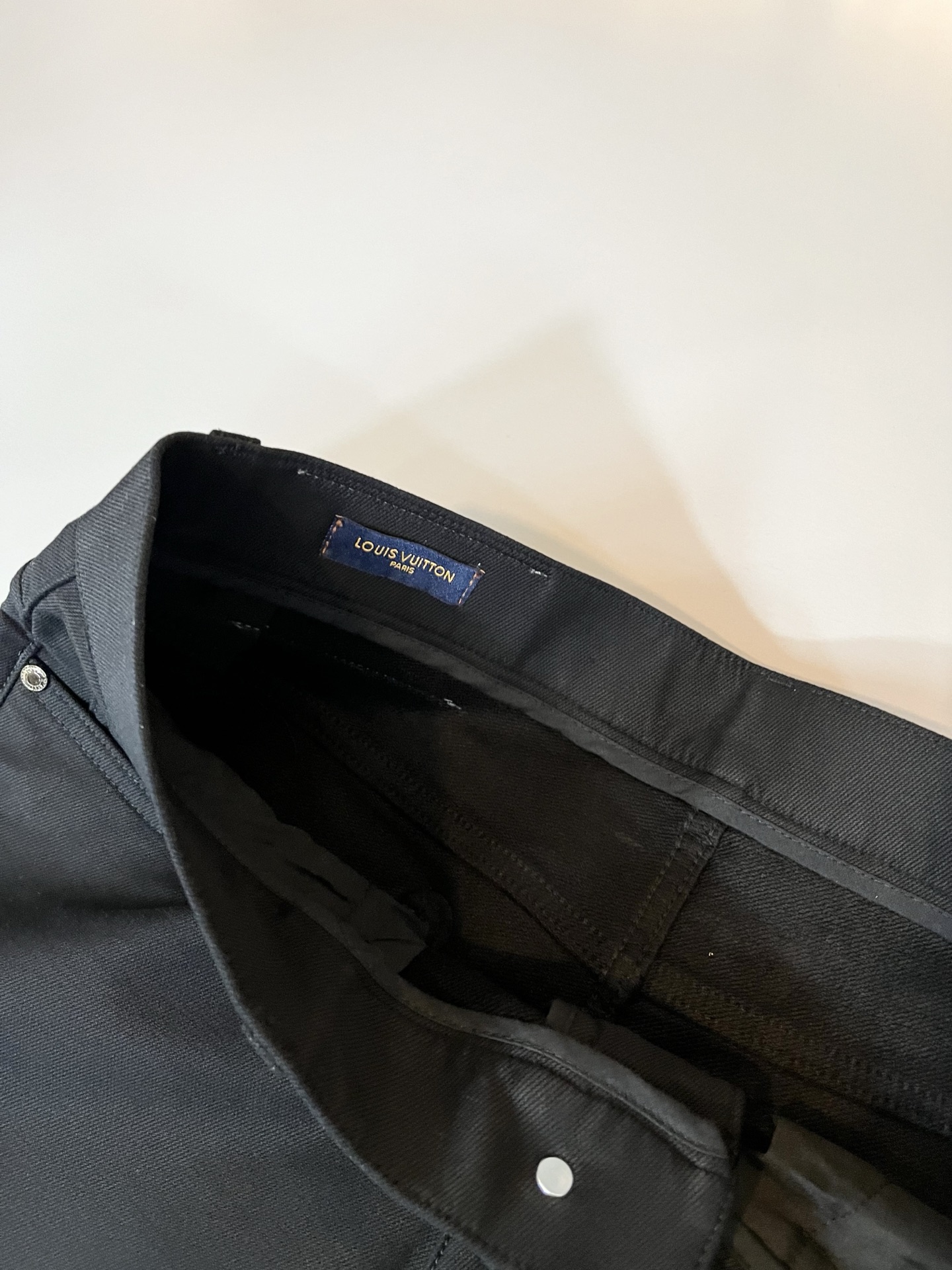 LouisVuitt*路易*登 2025秋冬新款男士休闲西裤，男士经典时尚百搭商务休闲西裤! 都市精英商